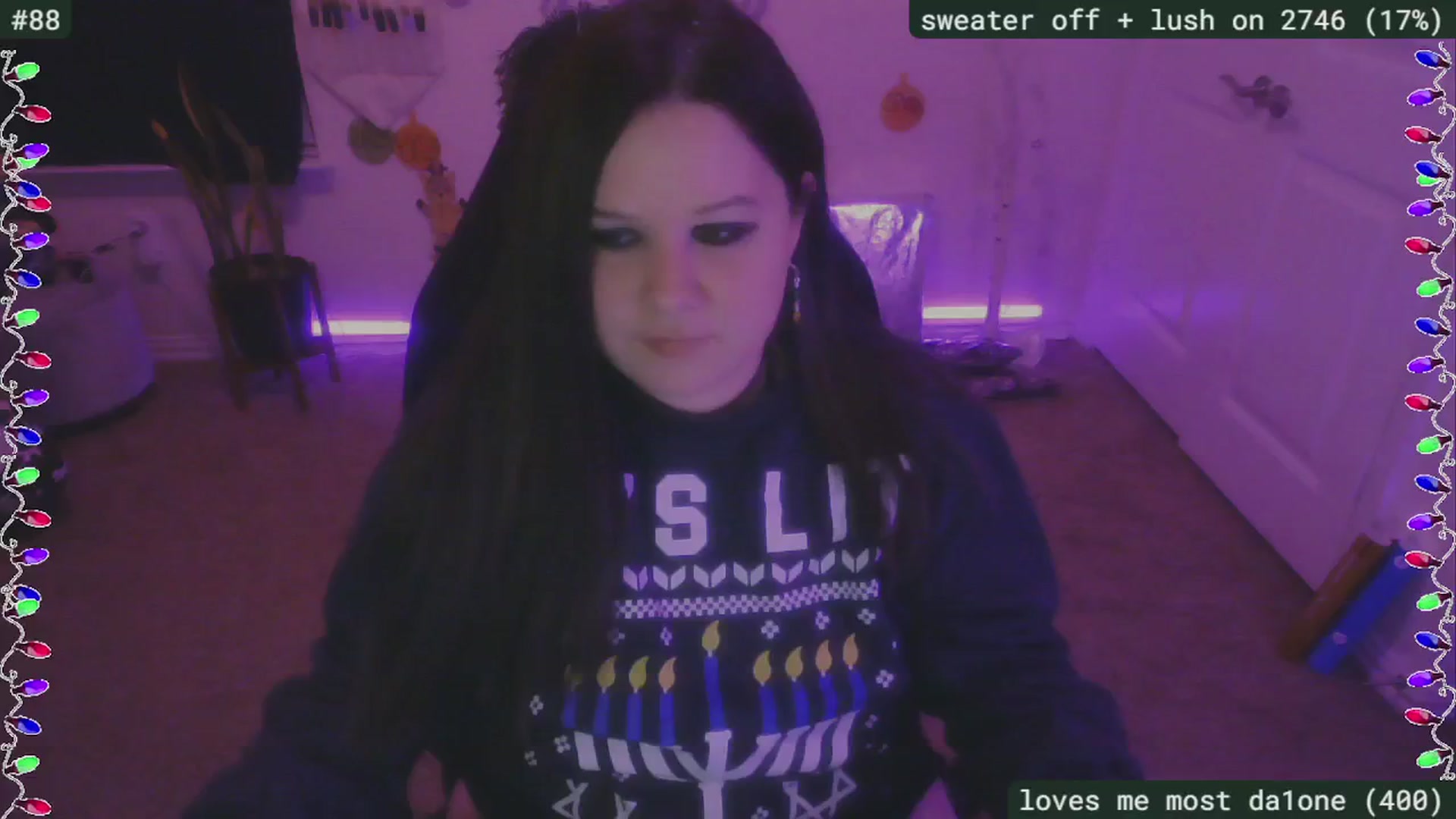 Gallery image thumbnail from SassySarah94's myfreecams stream on, 12/13/2024, 02:49 image 8 of 20