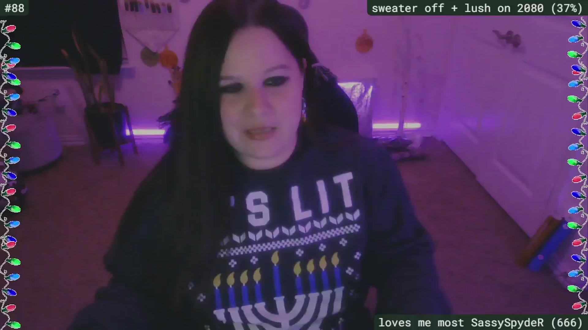 Gallery image thumbnail from SassySarah94's myfreecams stream on, 12/13/2024, 02:49 image 16 of 20