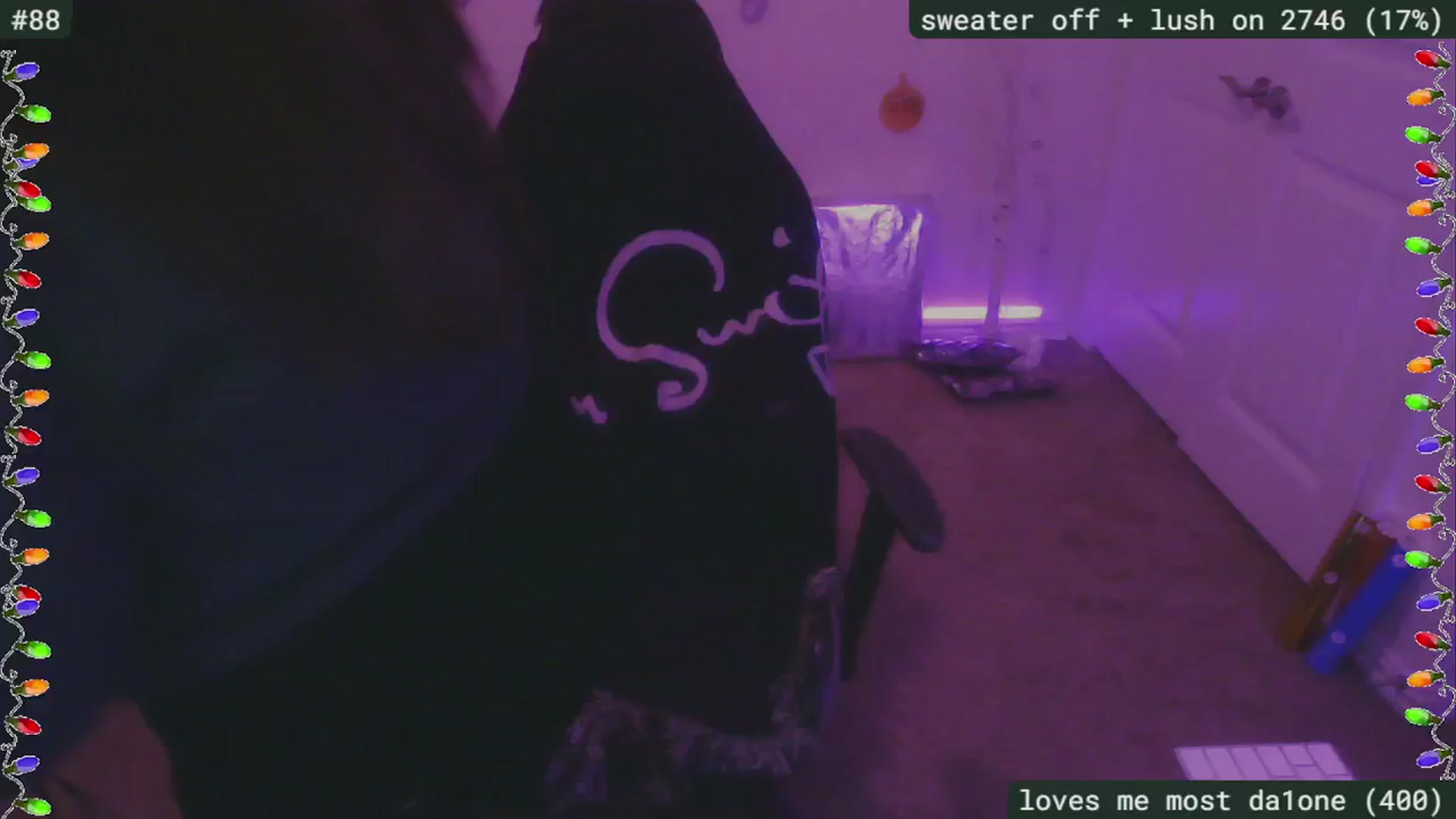 Gallery image thumbnail from SassySarah94's myfreecams stream on, 12/13/2024, 02:49 image 6 of 20