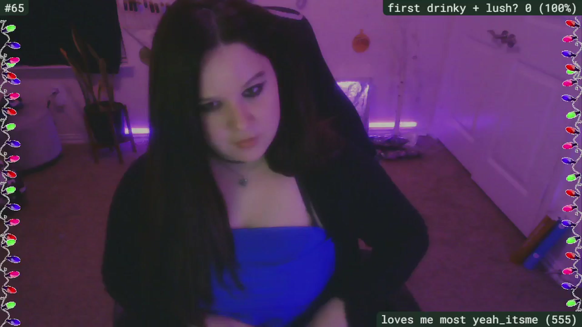 Gallery image thumbnail from SassySarah94's myfreecams stream on, 12/15/2024, 02:52 image 7 of 20