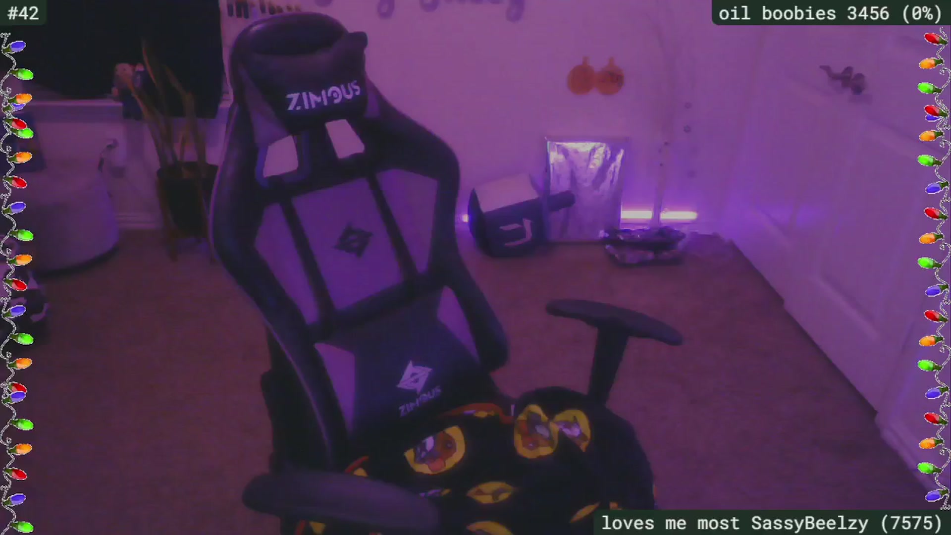 Gallery image thumbnail from SassySarah94's myfreecams stream on, 12/17/2024, 04:26 image 5 of 20