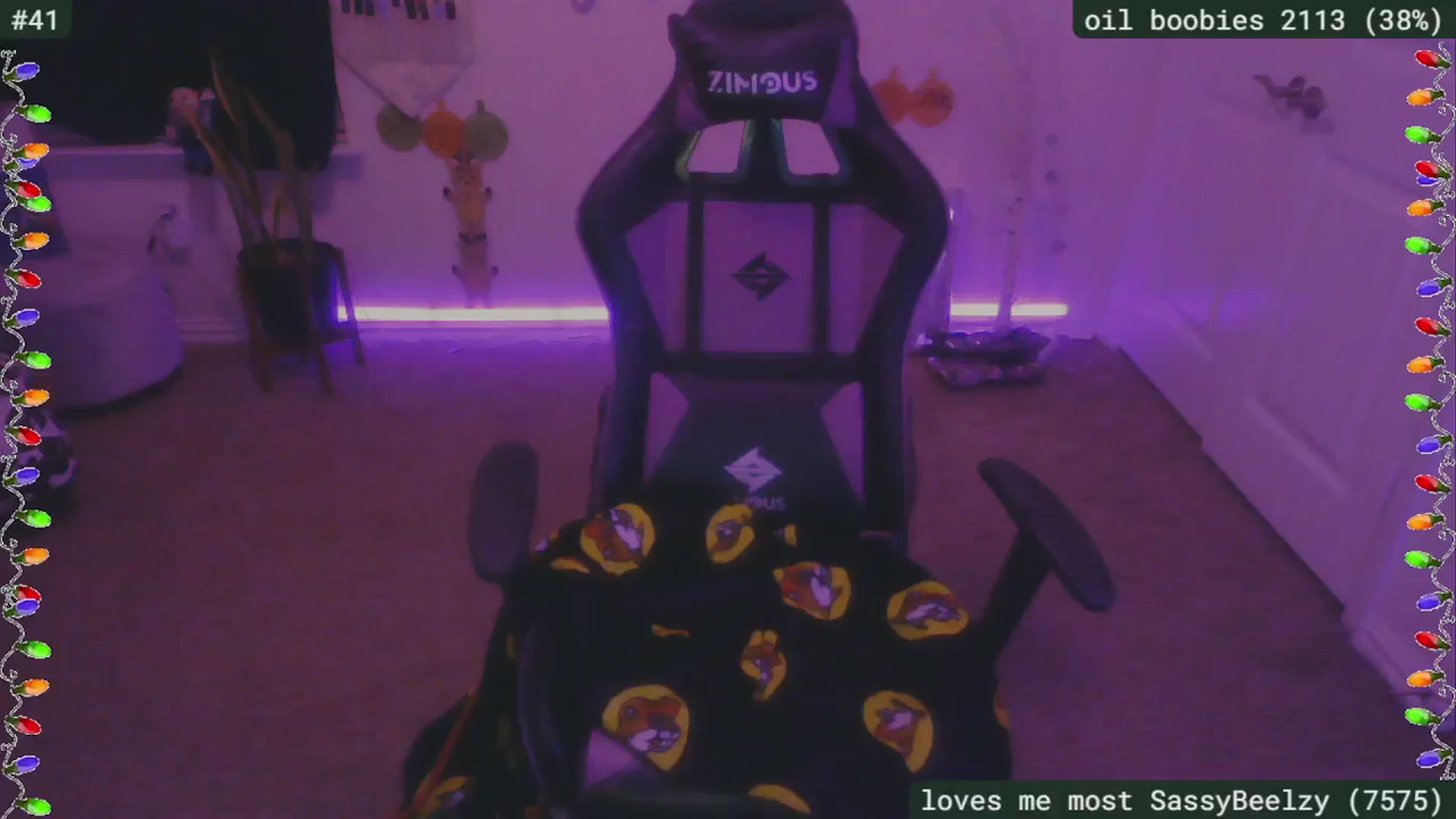 Gallery image thumbnail from SassySarah94's myfreecams stream on, 12/17/2024, 04:26 image 17 of 20
