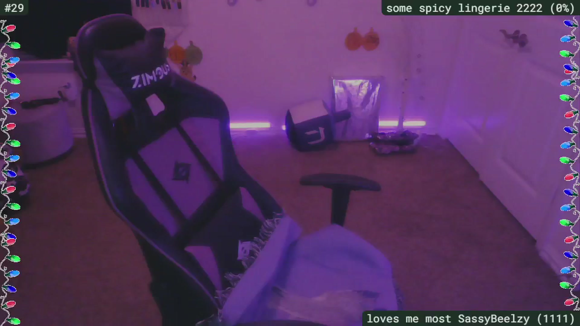 Gallery image thumbnail from SassySarah94's myfreecams stream on, 12/18/2024, 02:57 image 20 of 20