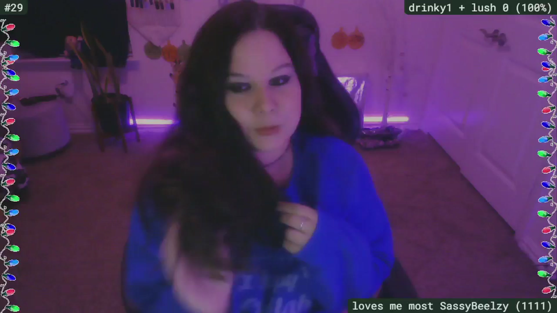 Gallery image thumbnail from SassySarah94's myfreecams stream on, 12/18/2024, 02:57 image 4 of 20