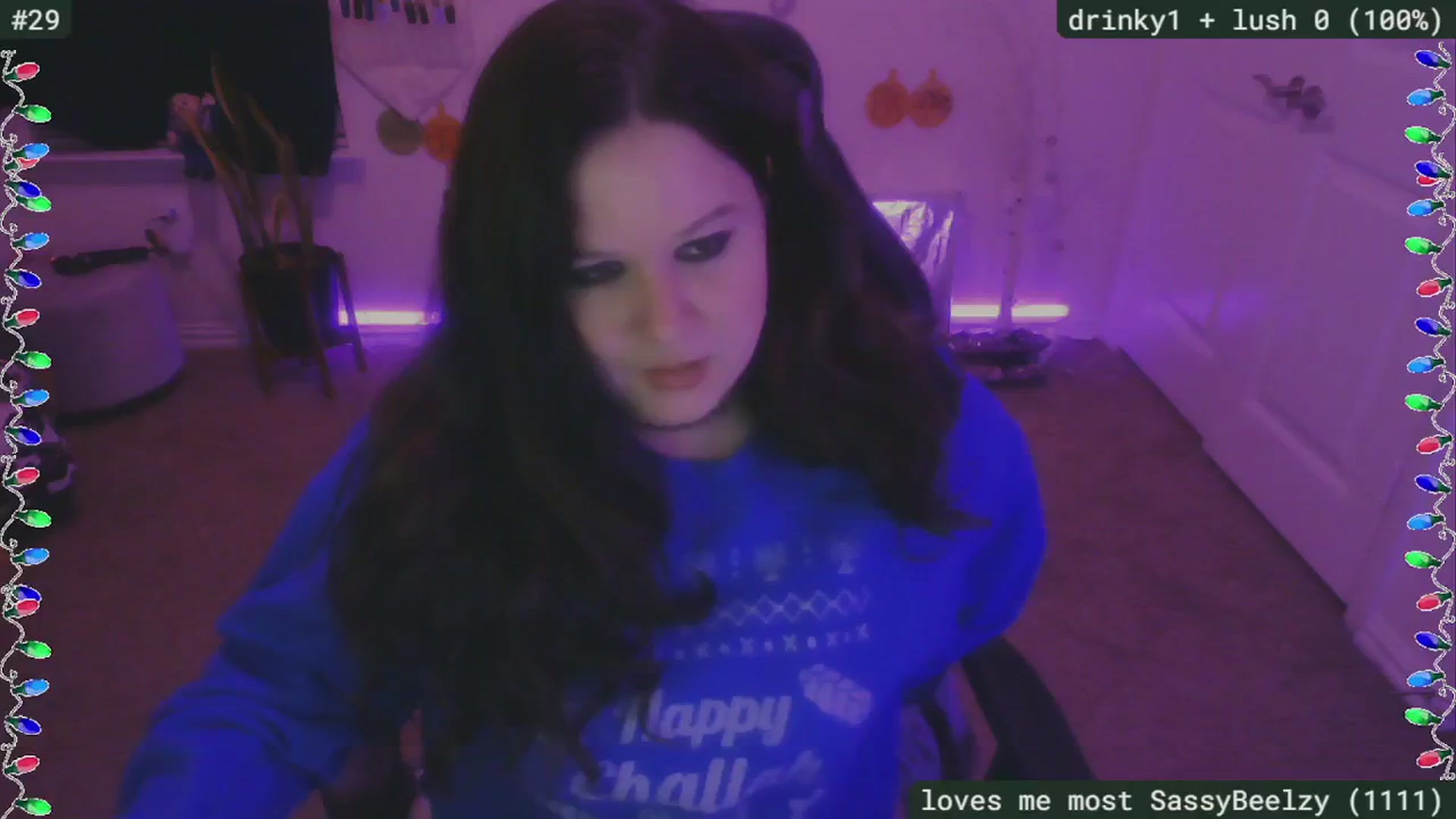 Gallery image thumbnail from SassySarah94's myfreecams stream on, 12/18/2024, 02:57 image 10 of 20