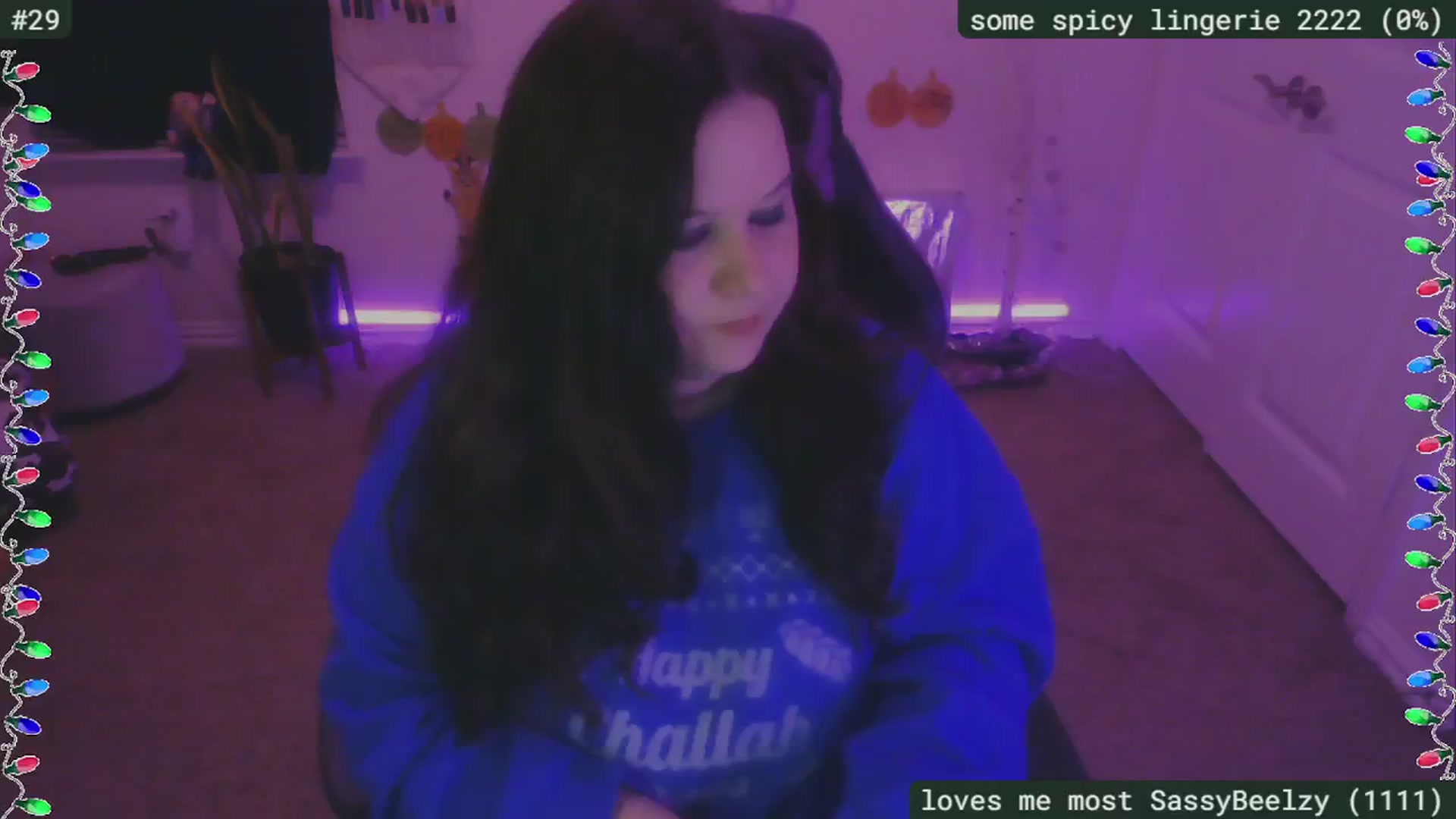 Gallery image thumbnail from SassySarah94's myfreecams stream on, 12/18/2024, 02:57 image 18 of 20