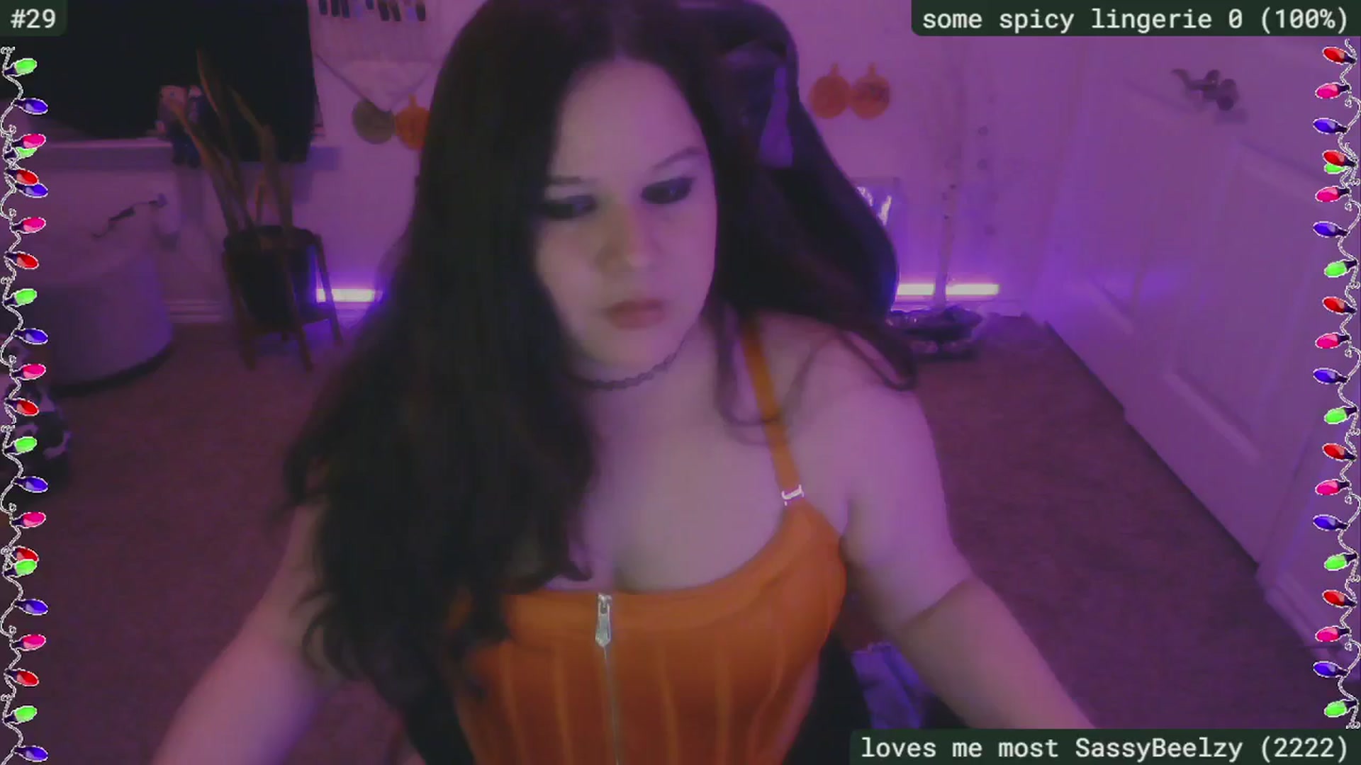 Gallery image thumbnail from SassySarah94's myfreecams stream on, 12/18/2024, 04:27 image 5 of 20