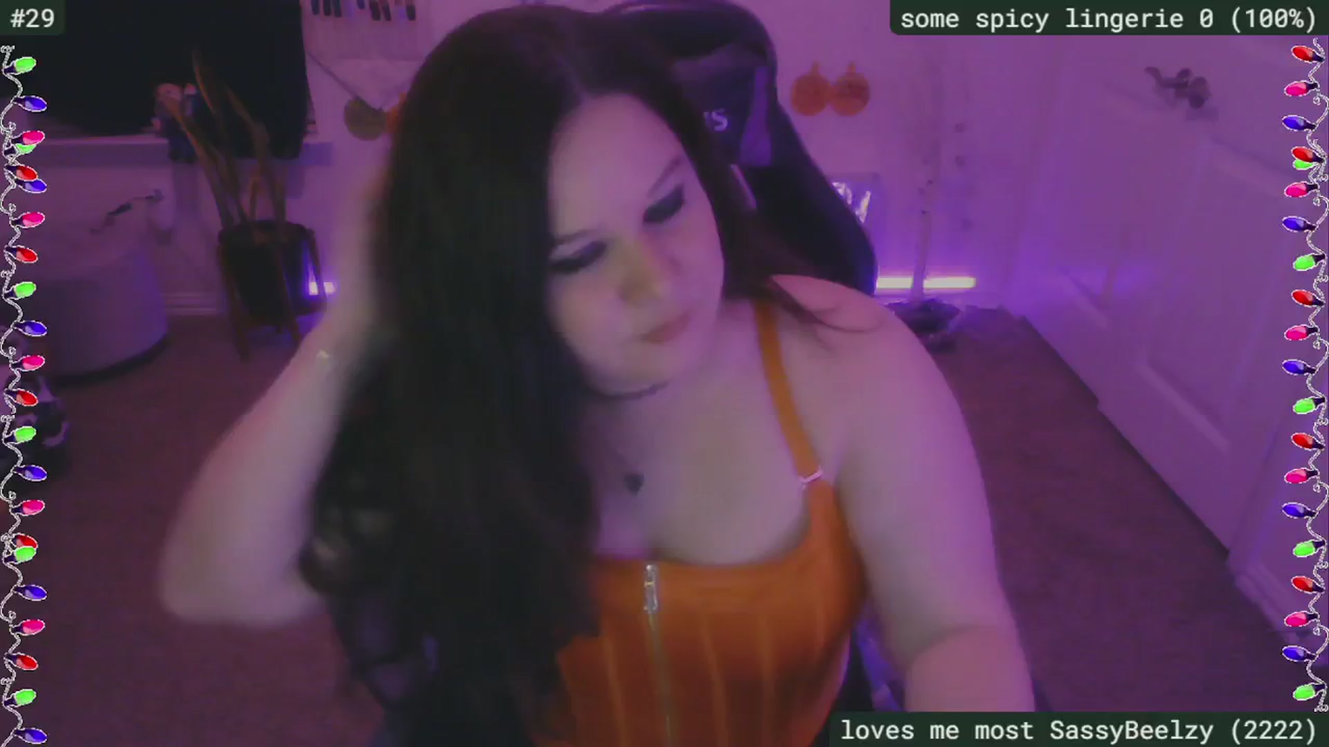 Gallery image thumbnail from SassySarah94's myfreecams stream on, 12/18/2024, 04:27 image 7 of 20