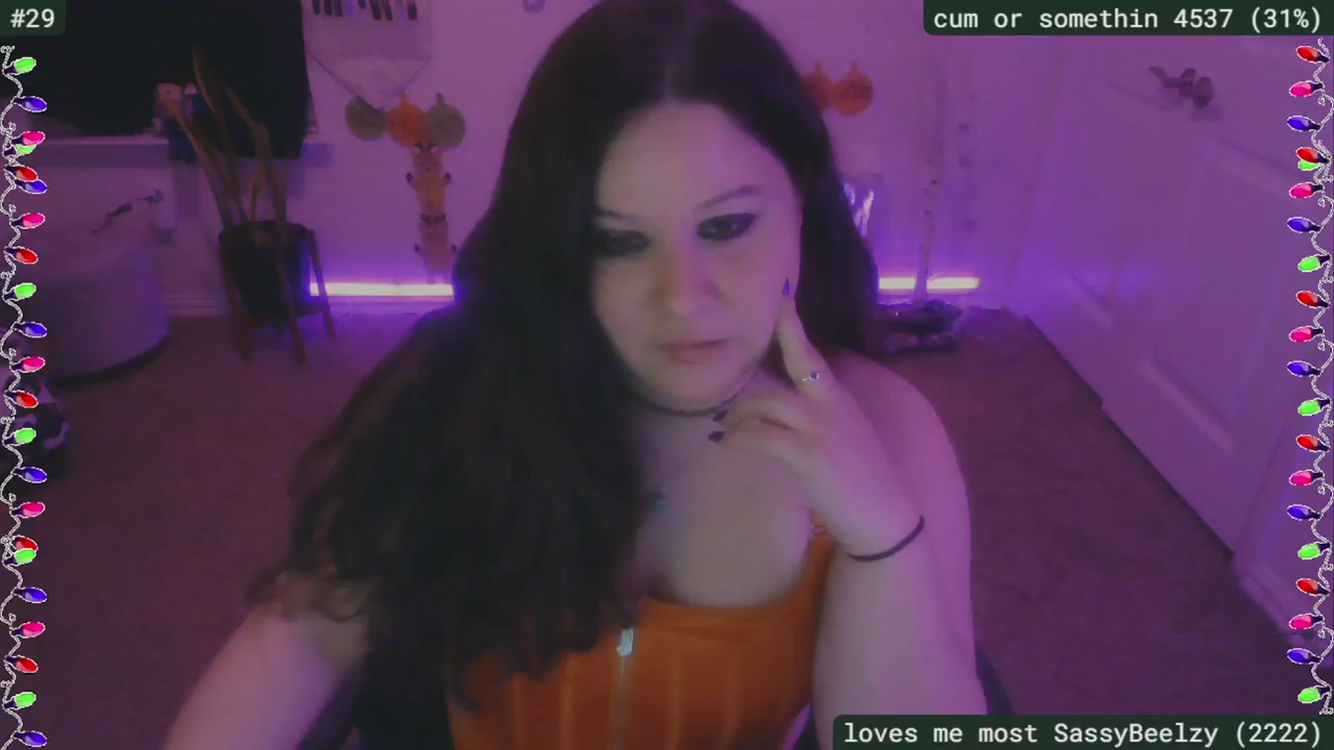 Gallery image thumbnail from SassySarah94's myfreecams stream on, 12/18/2024, 04:27 image 18 of 20