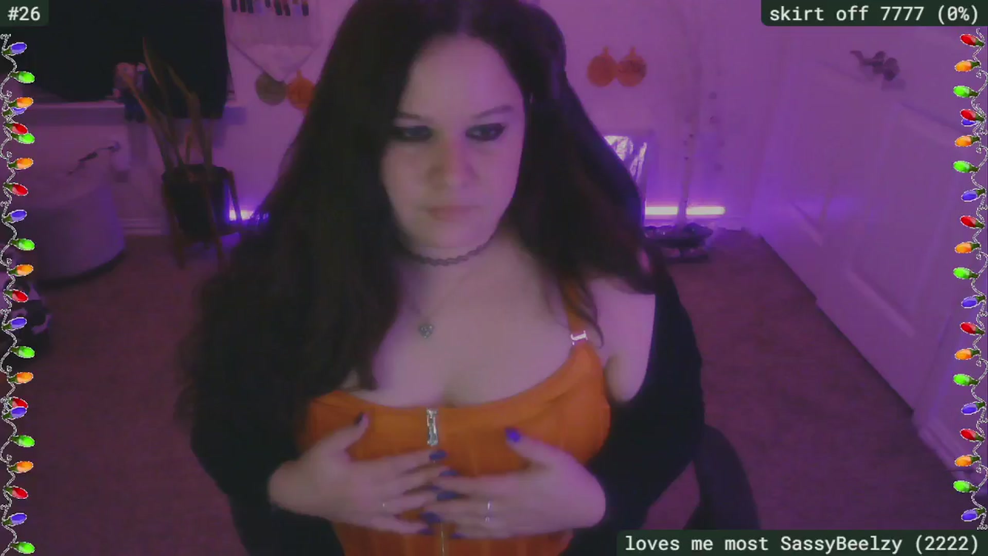 Gallery image thumbnail from SassySarah94's myfreecams stream on, 12/18/2024, 05:54 image 19 of 20