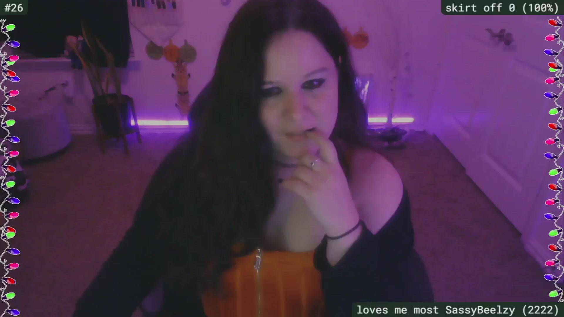 Gallery image thumbnail from SassySarah94's myfreecams stream on, 12/18/2024, 05:54 image 14 of 20