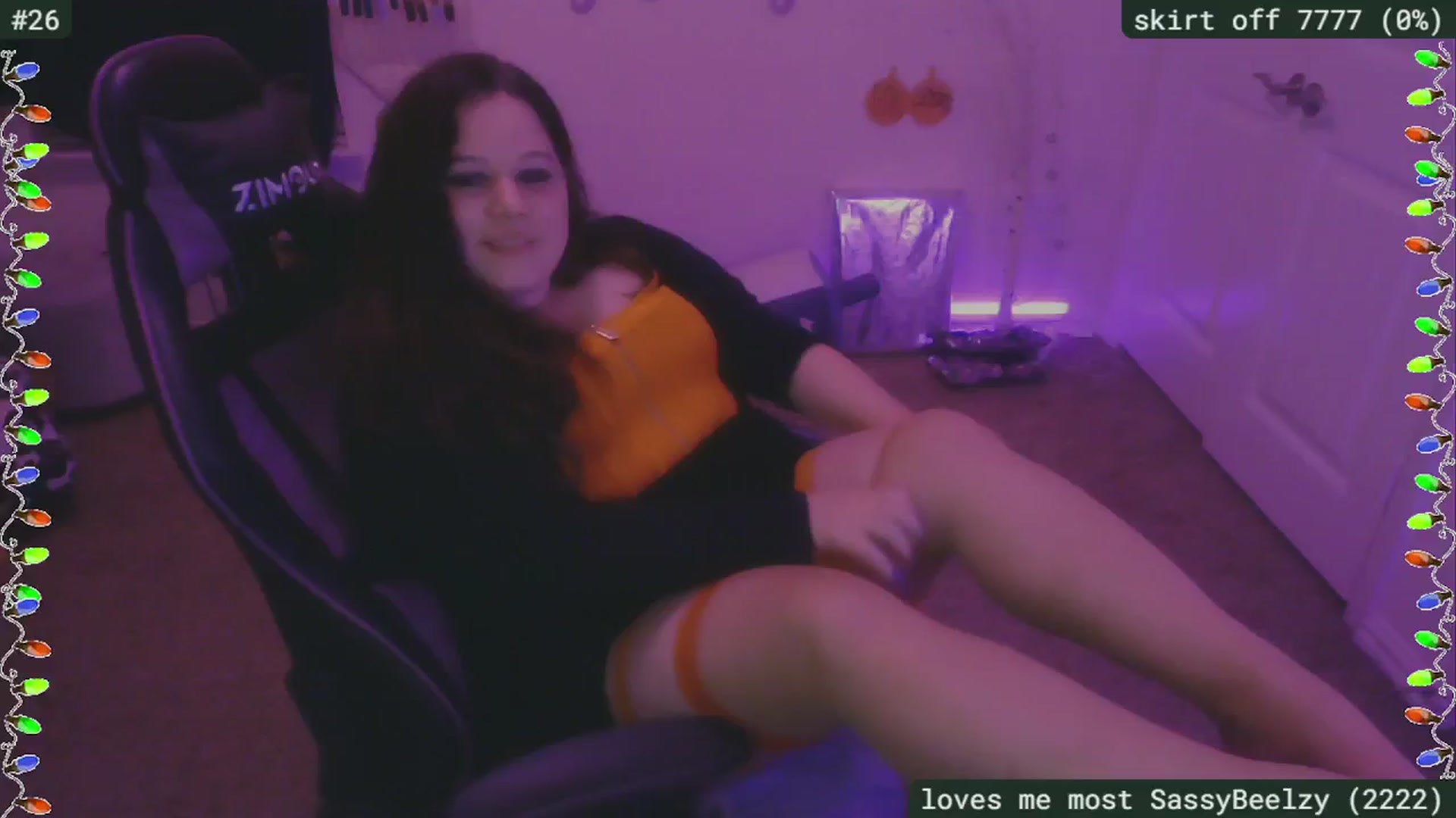 Gallery image thumbnail from SassySarah94's myfreecams stream on, 12/18/2024, 06:40 image 11 of 20