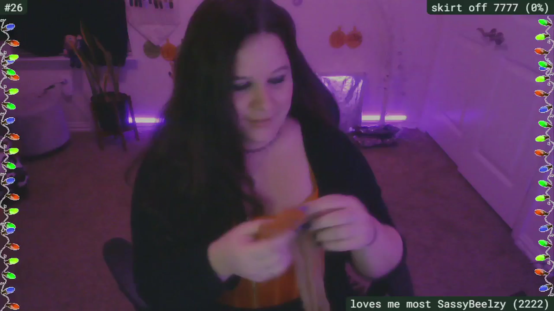 Gallery image thumbnail from SassySarah94's myfreecams stream on, 12/18/2024, 06:40 image 10 of 20