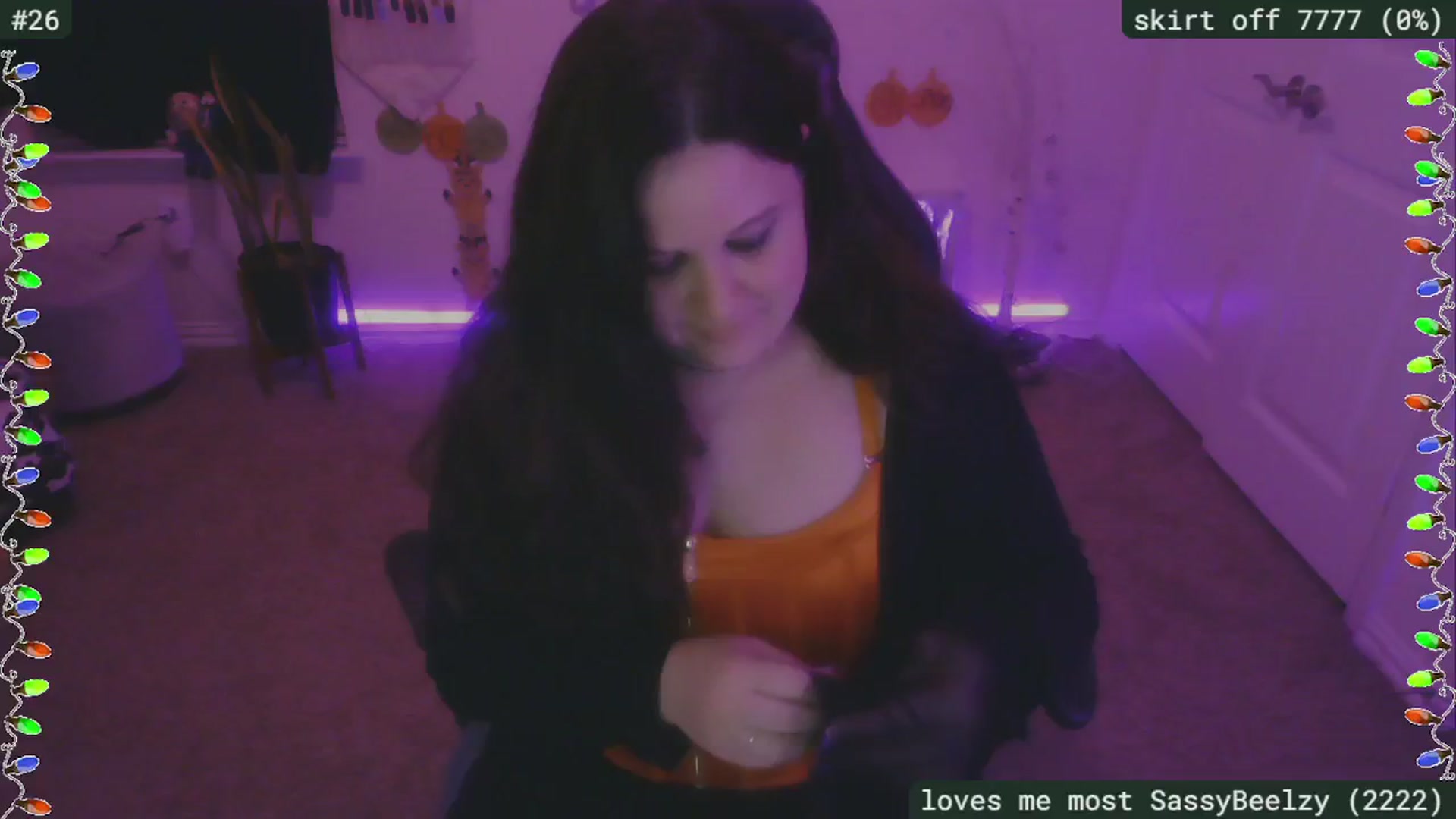 Gallery image thumbnail from SassySarah94's myfreecams stream on, 12/18/2024, 06:40 image 13 of 20