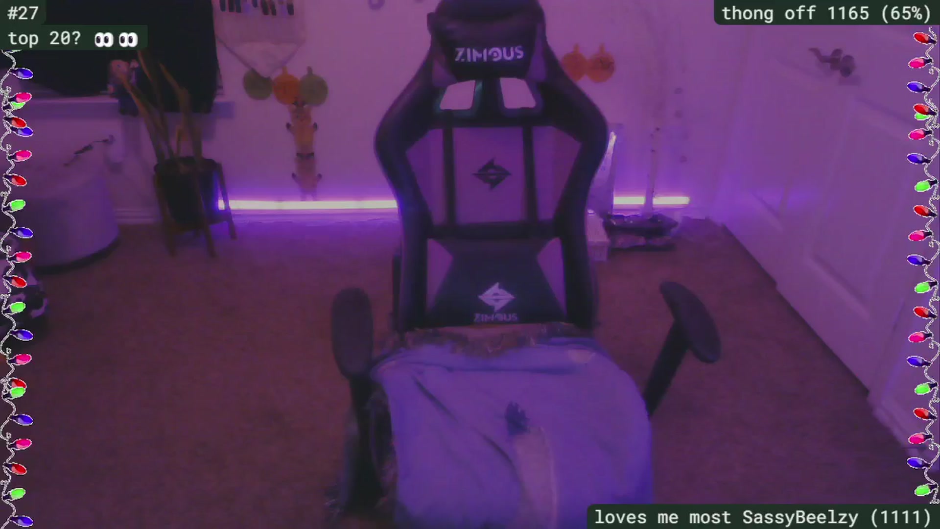 Gallery image thumbnail from SassySarah94's myfreecams stream on, 12/19/2024, 06:18 image 14 of 20