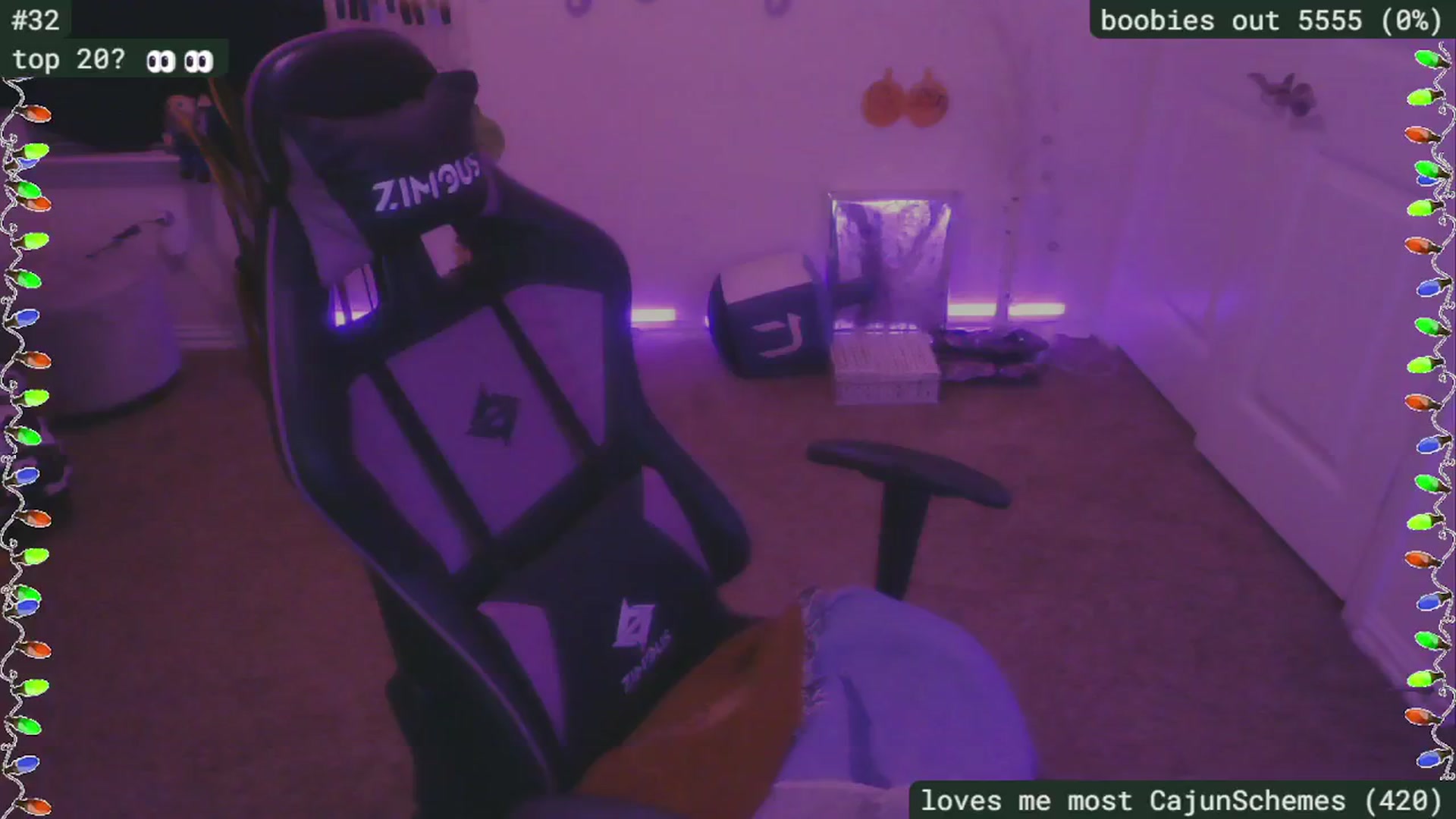 Gallery image thumbnail from SassySarah94's myfreecams stream on, 12/21/2024, 05:11 image 7 of 20
