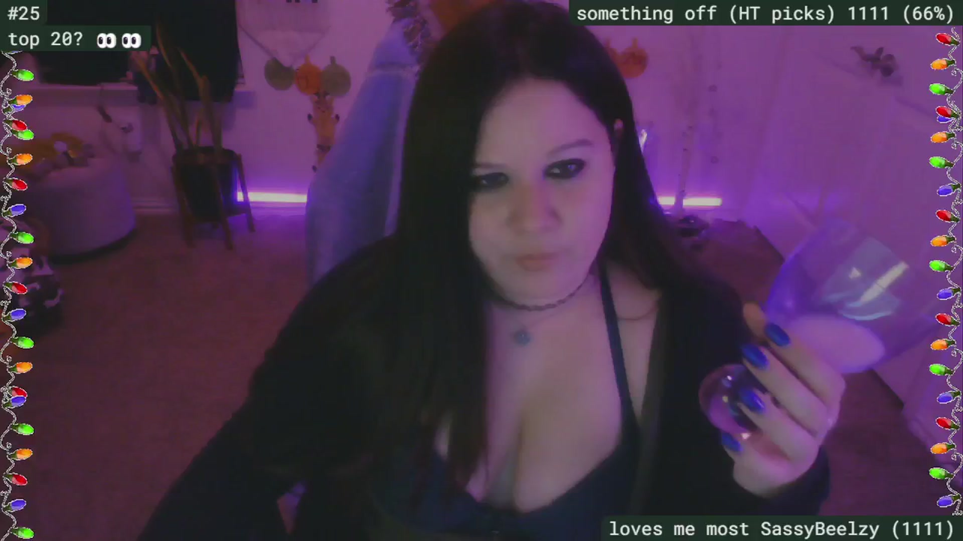 Gallery image thumbnail from SassySarah94's myfreecams stream on, 12/22/2024, 04:51 image 17 of 20