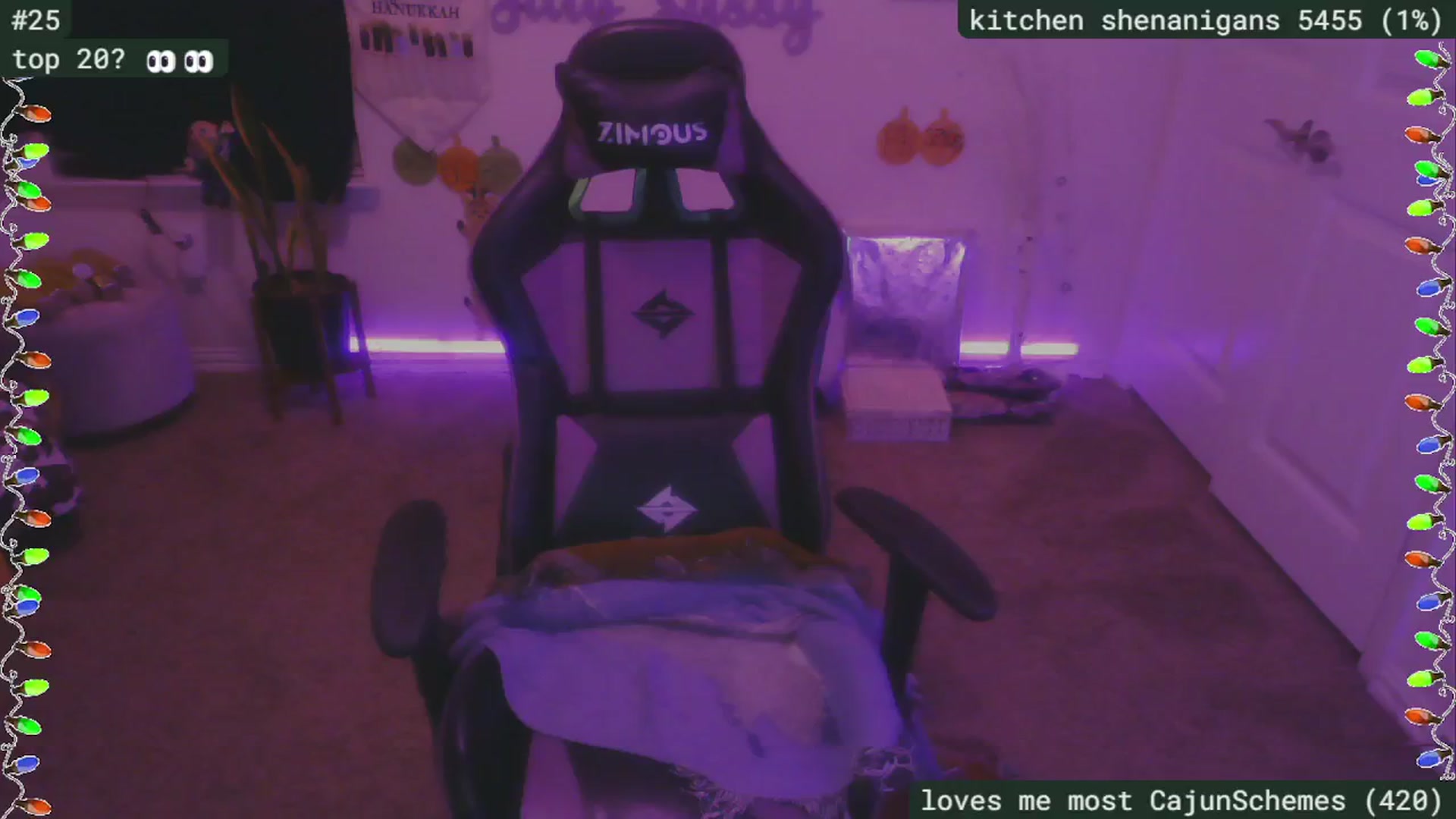 Gallery image thumbnail from SassySarah94's myfreecams stream on, 12/22/2024, 04:51 image 1 of 20