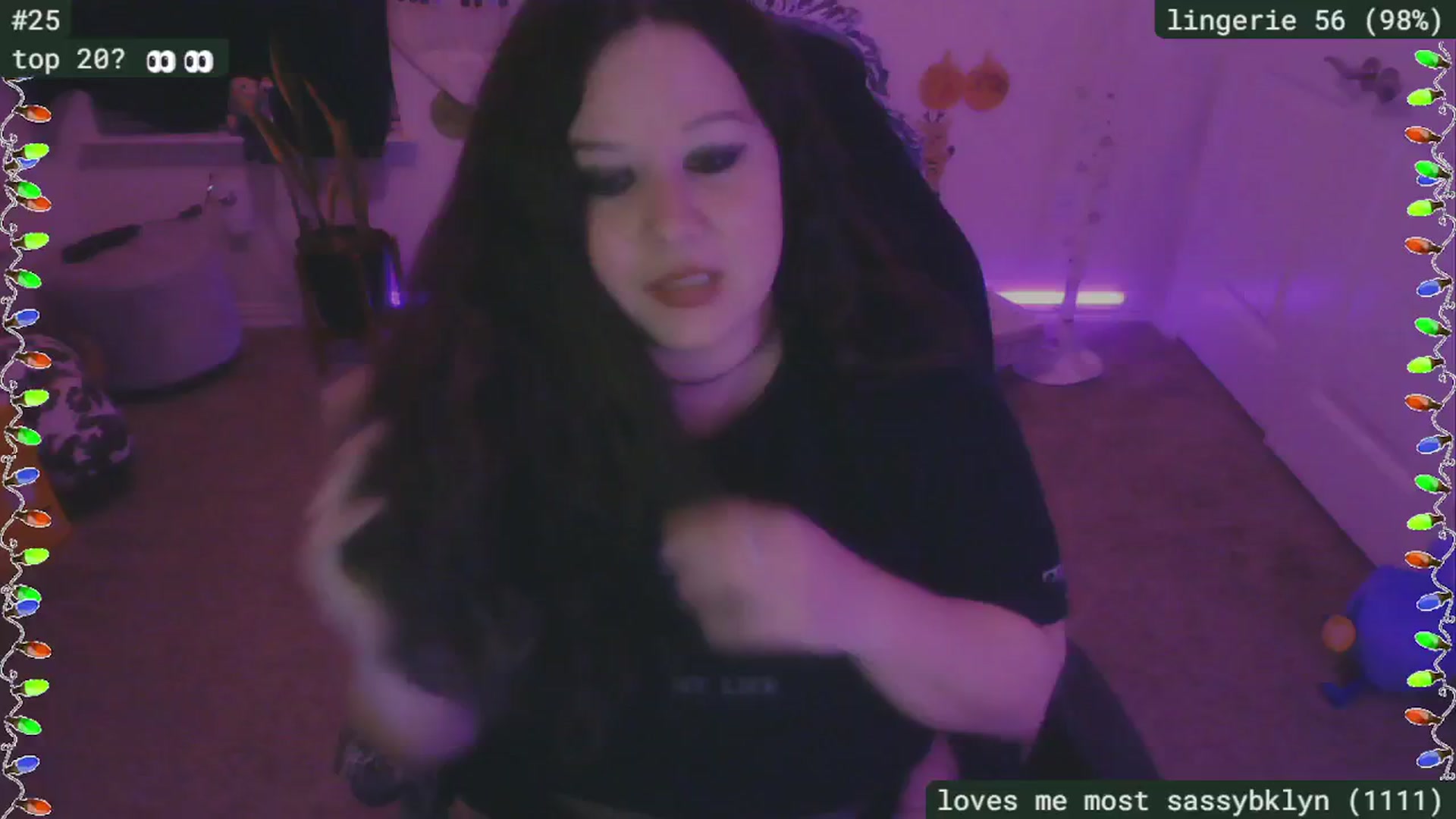 Gallery image thumbnail from SassySarah94's myfreecams stream on, 12/23/2024, 02:55 image 15 of 20