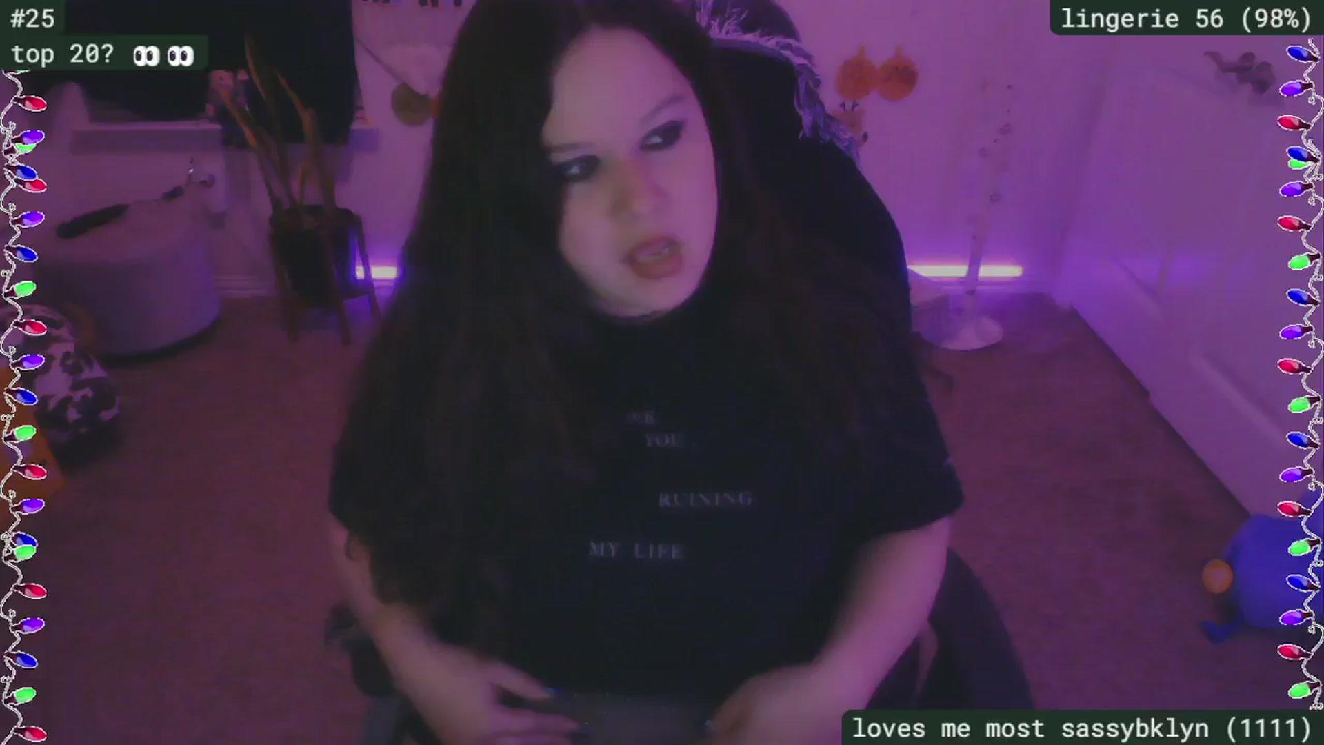Gallery image thumbnail from SassySarah94's myfreecams stream on, 12/23/2024, 02:55 image 19 of 20