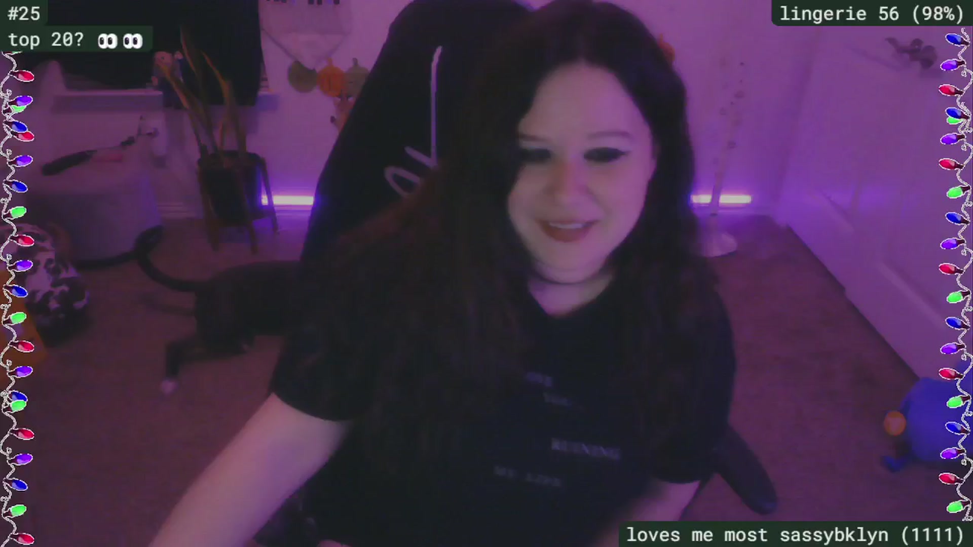 Gallery image thumbnail from SassySarah94's myfreecams stream on, 12/23/2024, 02:55 image 10 of 20