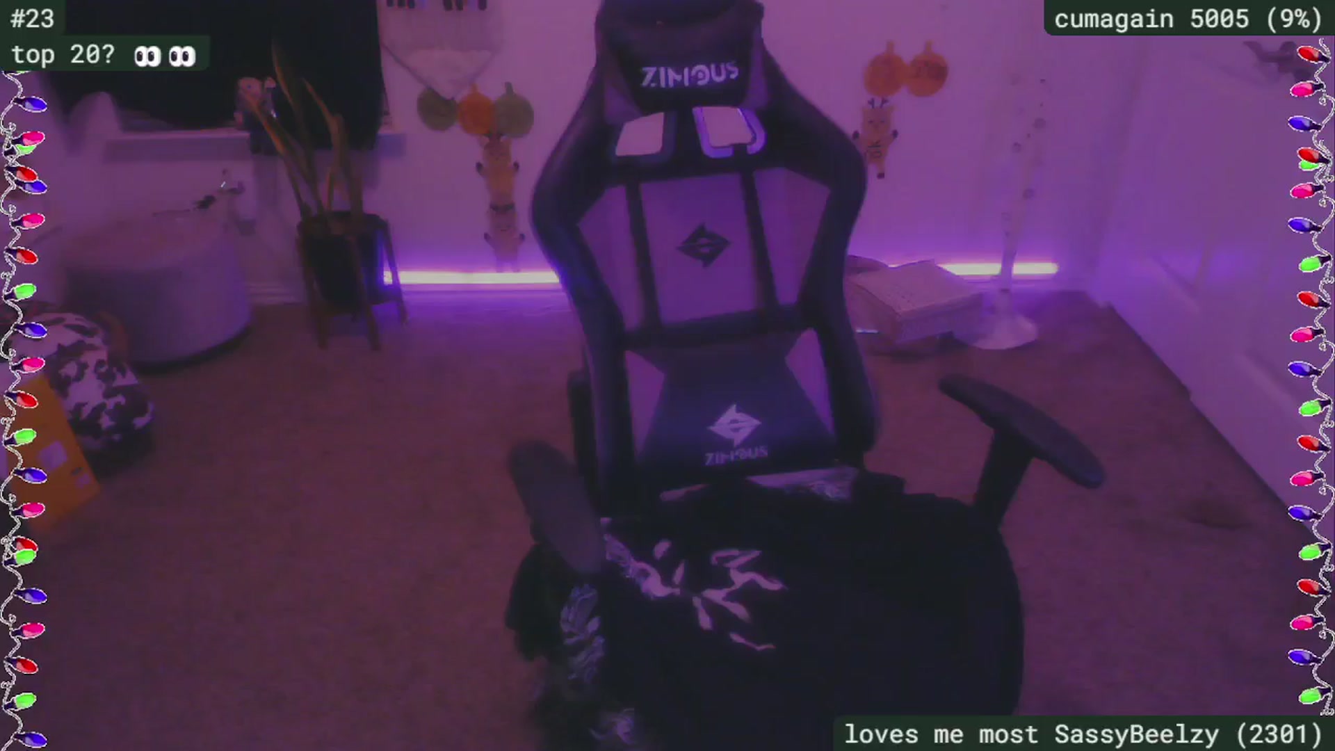 Gallery image thumbnail from SassySarah94's myfreecams stream on, 12/23/2024, 06:17 image 11 of 20