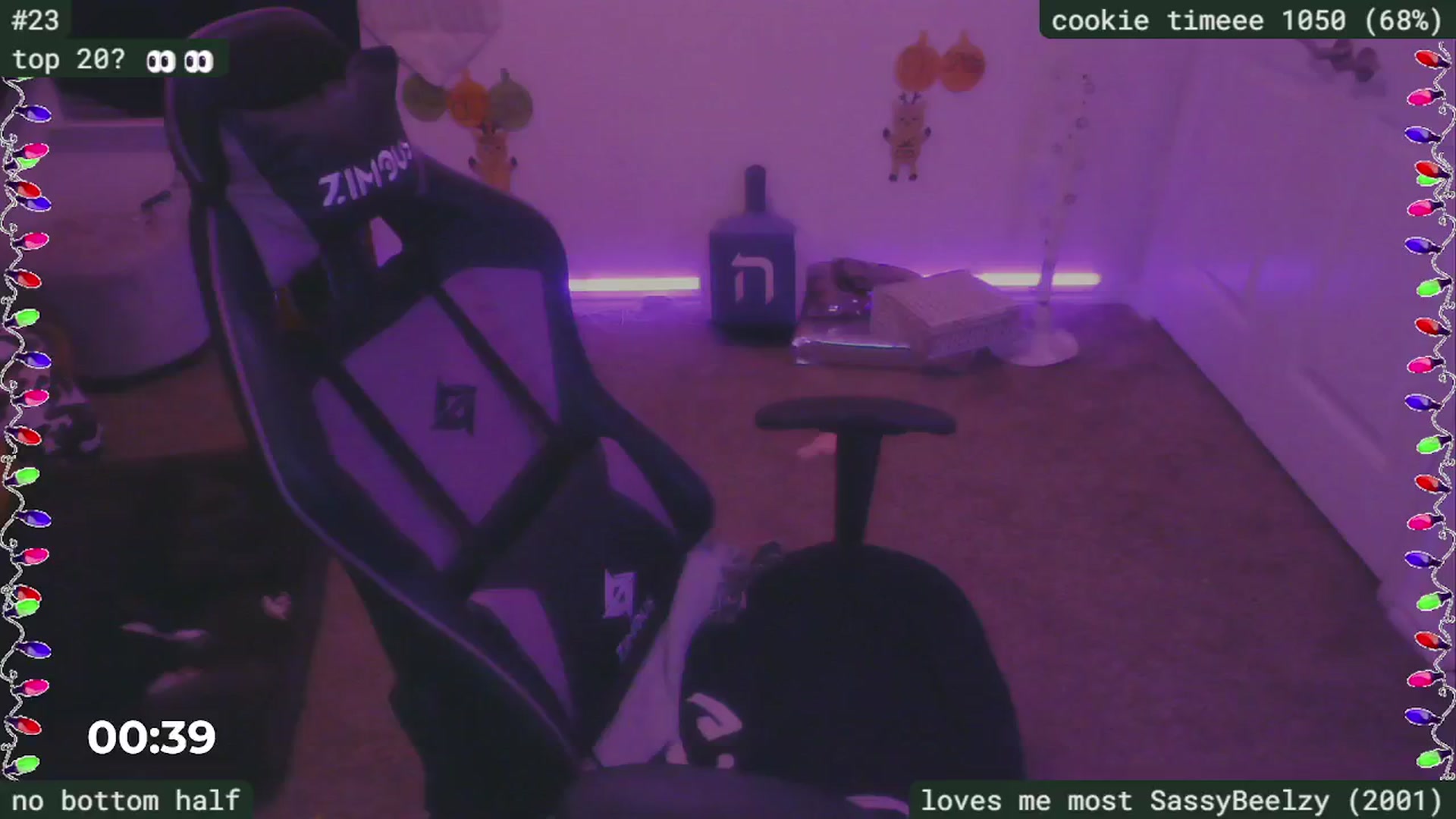 Gallery image thumbnail from SassySarah94's myfreecams stream on, 12/24/2024, 08:31 image 9 of 20