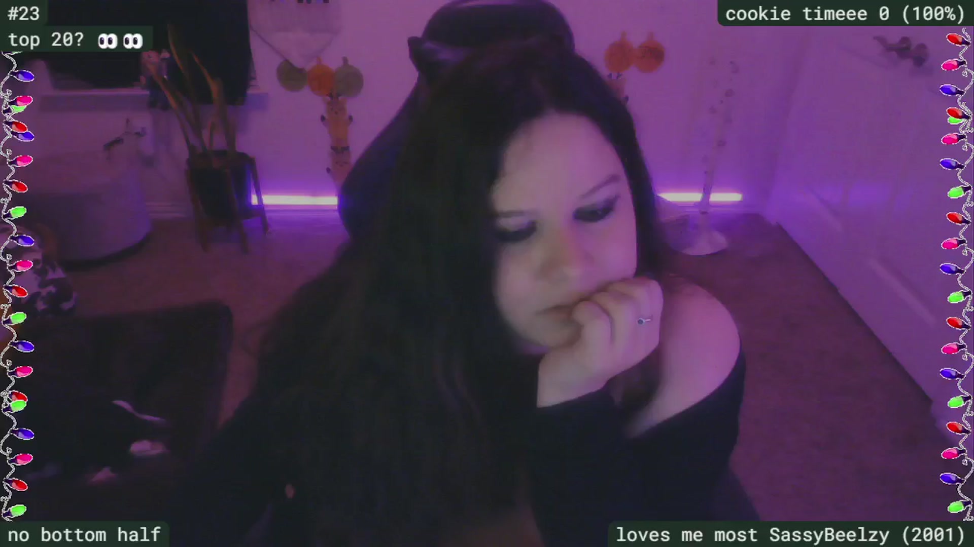 Gallery image thumbnail from SassySarah94's myfreecams stream on, 12/24/2024, 08:31 image 18 of 20
