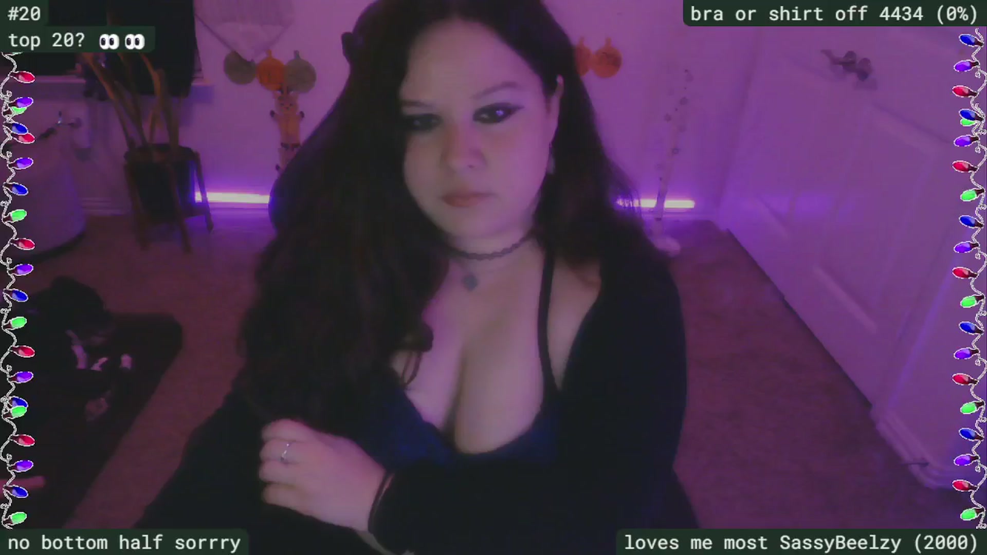 Gallery image thumbnail from SassySarah94's myfreecams stream on, 12/25/2024, 06:01 image 13 of 20