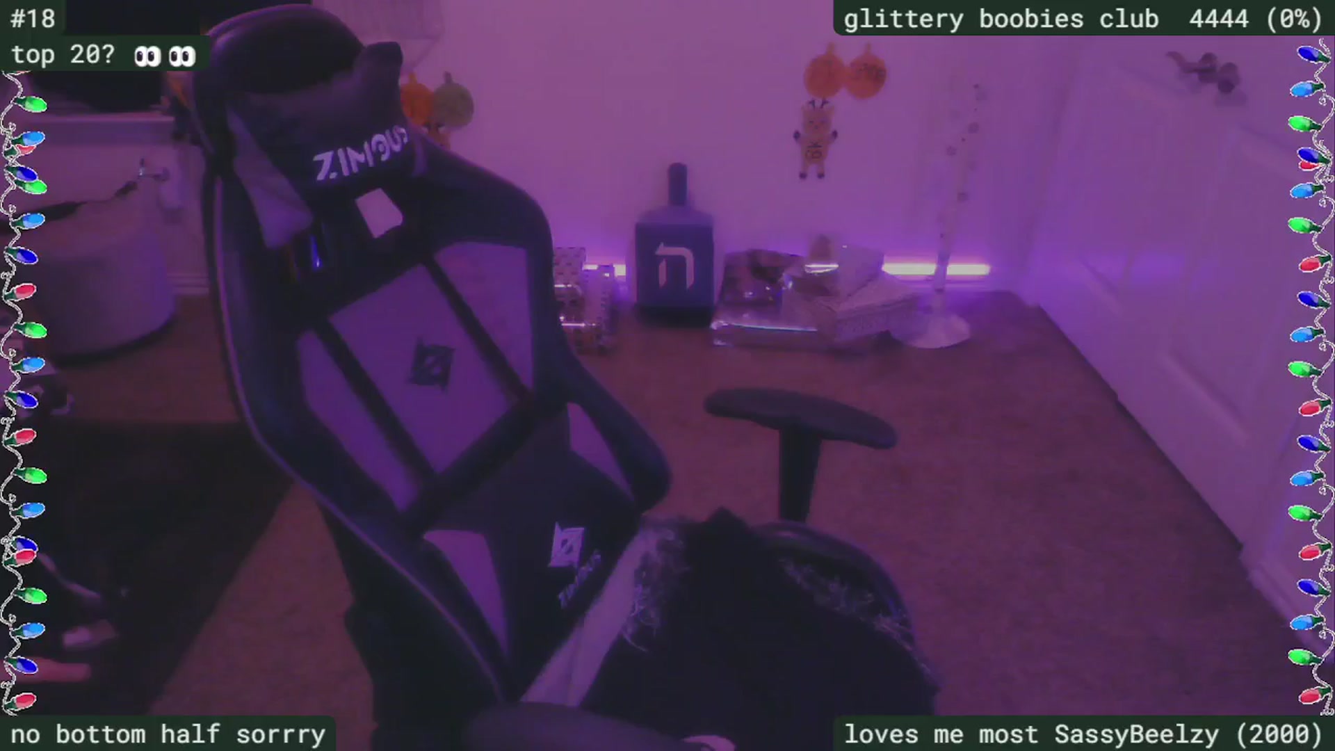 Gallery image thumbnail from SassySarah94's myfreecams stream on, 12/25/2024, 08:47 image 16 of 20