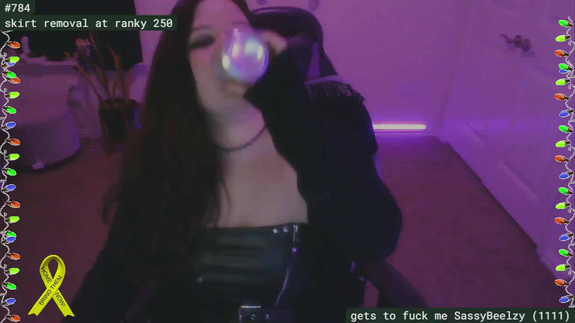 Gallery image thumbnail from SassySarah94's myfreecams stream on, 01/03/2025, 06:24 image 14 of 20