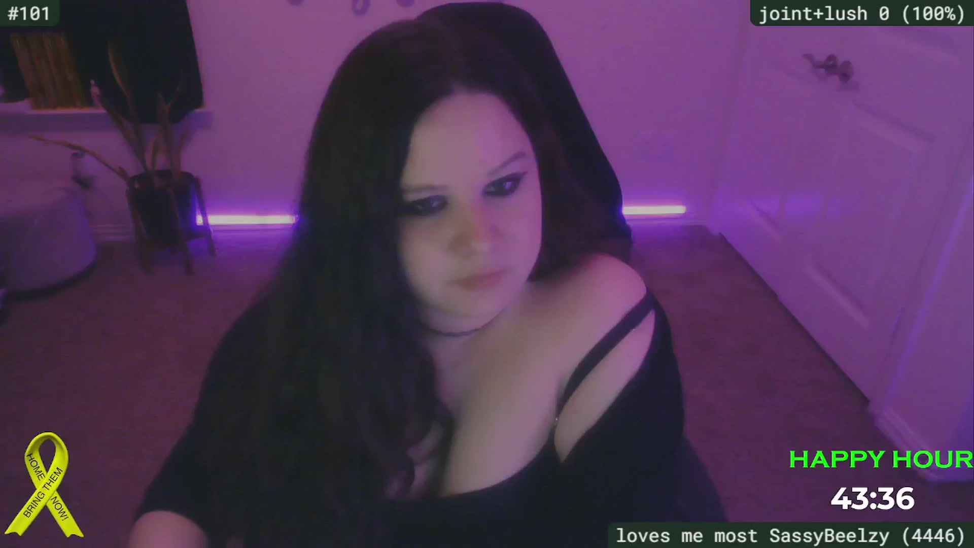 Gallery image thumbnail from SassySarah94's myfreecams stream on, 01/16/2025, 02:28 image 16 of 20