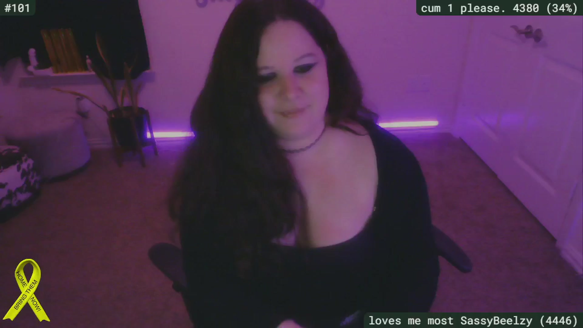 Gallery image thumbnail from SassySarah94's myfreecams stream on, 01/16/2025, 05:25 image 11 of 20