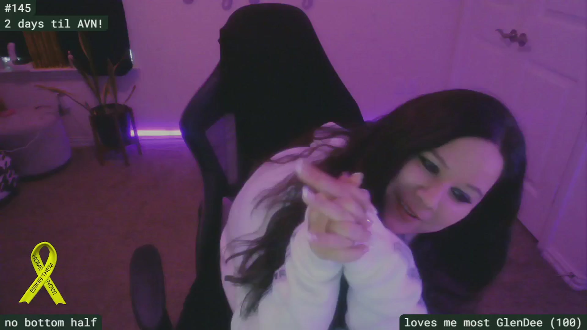 Gallery image thumbnail from SassySarah94's myfreecams stream on, 01/21/2025, 23:13 image 8 of 20