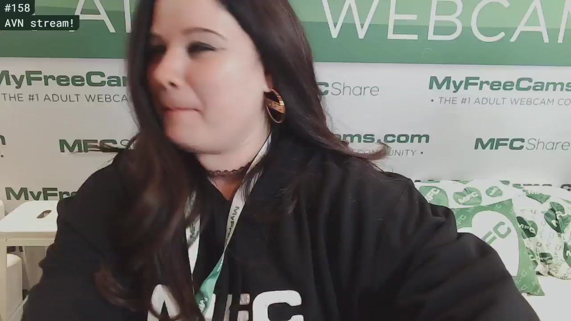 Gallery image thumbnail from SassySarah94's myfreecams stream on, 01/24/2025, 02:42 image 1 of 20