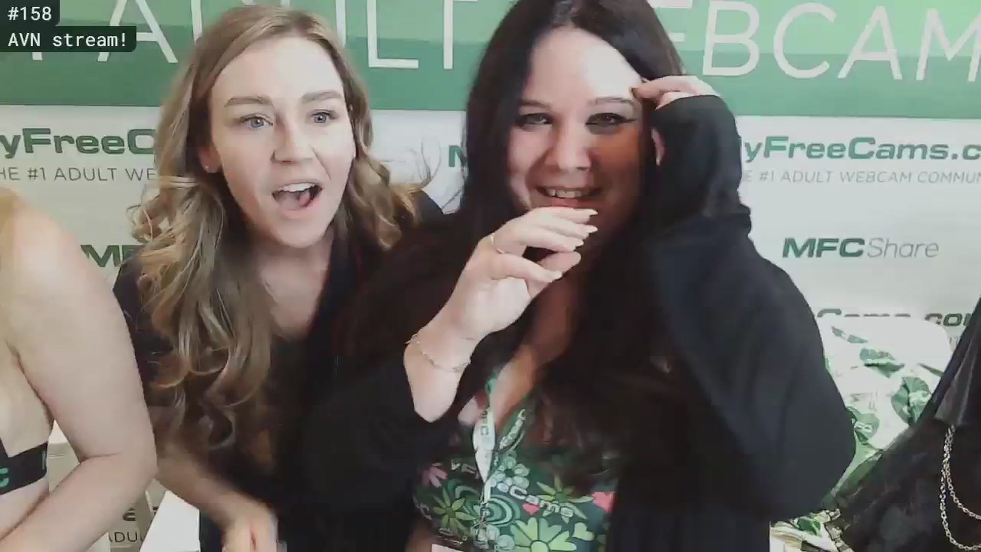 Gallery image thumbnail from SassySarah94's myfreecams stream on, 01/24/2025, 02:42 image 8 of 20