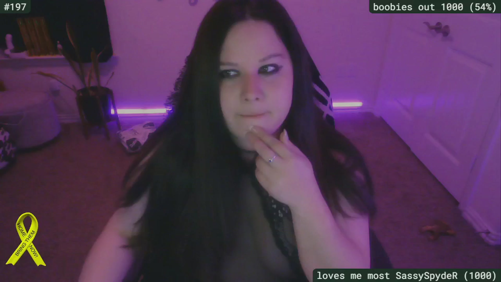 Gallery image thumbnail from SassySarah94's myfreecams stream on, 01/29/2025, 04:34 image 16 of 20