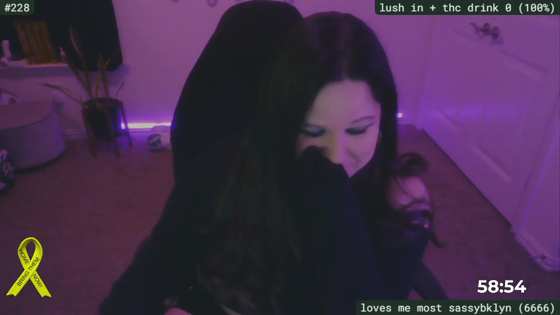 Gallery image thumbnail from SassySarah94's myfreecams stream on, 02/01/2025, 04:22 image 9 of 20