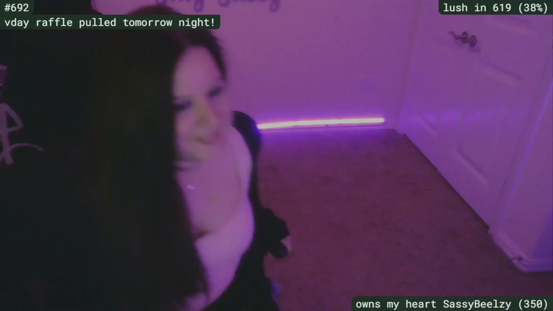 Gallery image thumbnail from SassySarah94's myfreecams stream on, 02/13/2025, 04:45 image 11 of 20