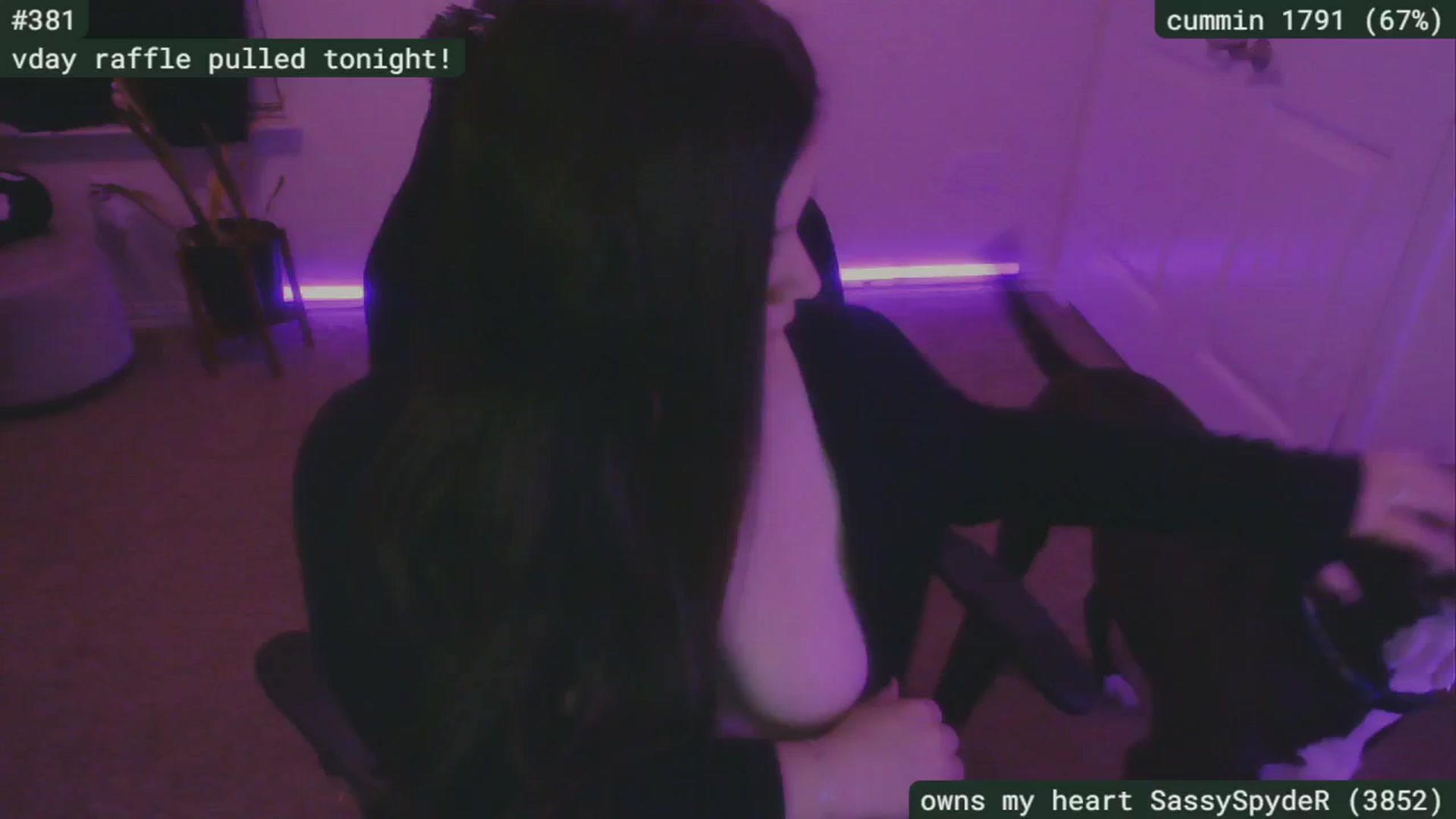 Gallery image thumbnail from SassySarah94's myfreecams stream on, 02/14/2025, 06:27 image 20 of 20