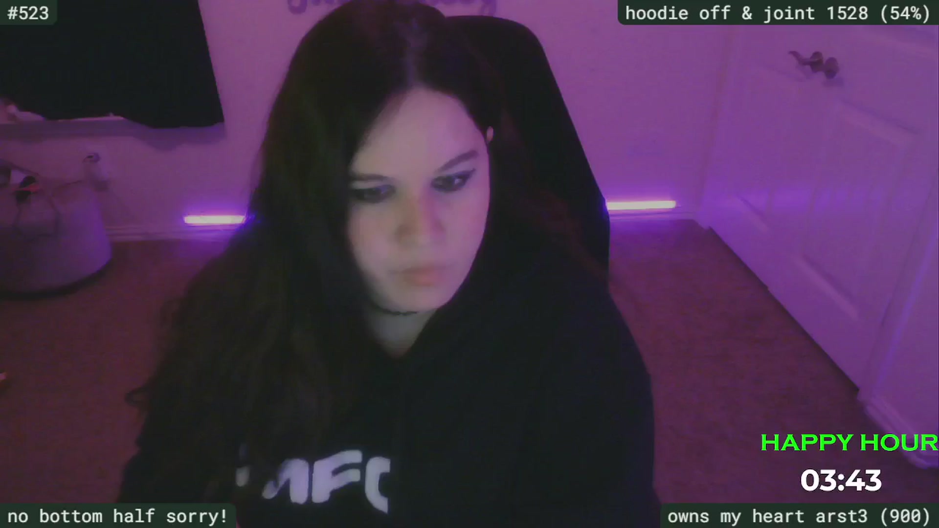 Gallery image thumbnail from SassySarah94's myfreecams stream on, 02/17/2025, 04:46 image 17 of 20