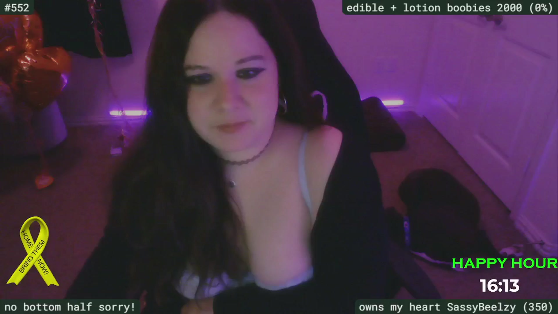 Gallery image thumbnail from SassySarah94's myfreecams stream on, 02/18/2025, 03:49 image 11 of 20