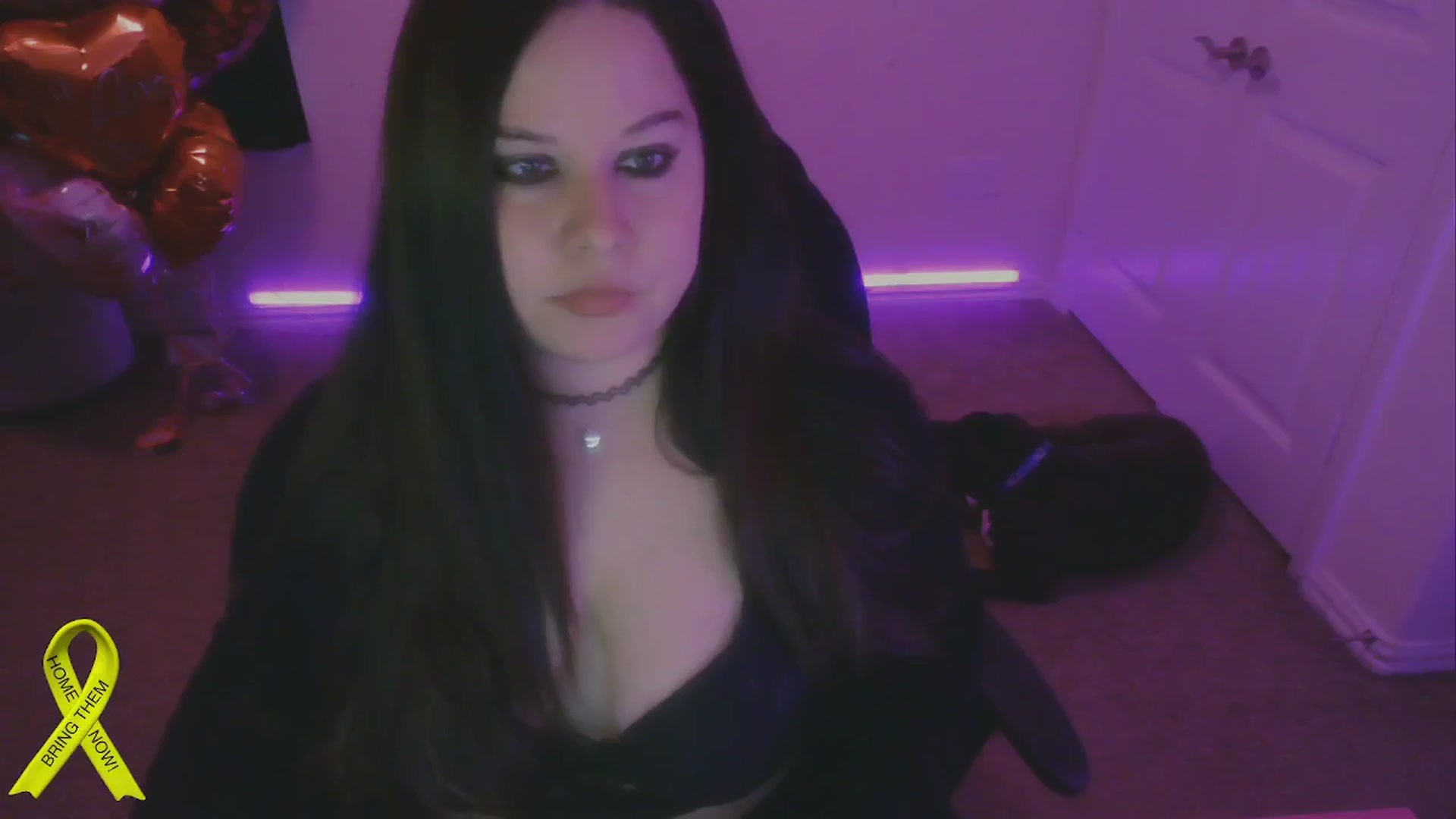 Gallery image thumbnail from SassySarah94's myfreecams stream on, 02/19/2025, 21:46 image 6 of 20