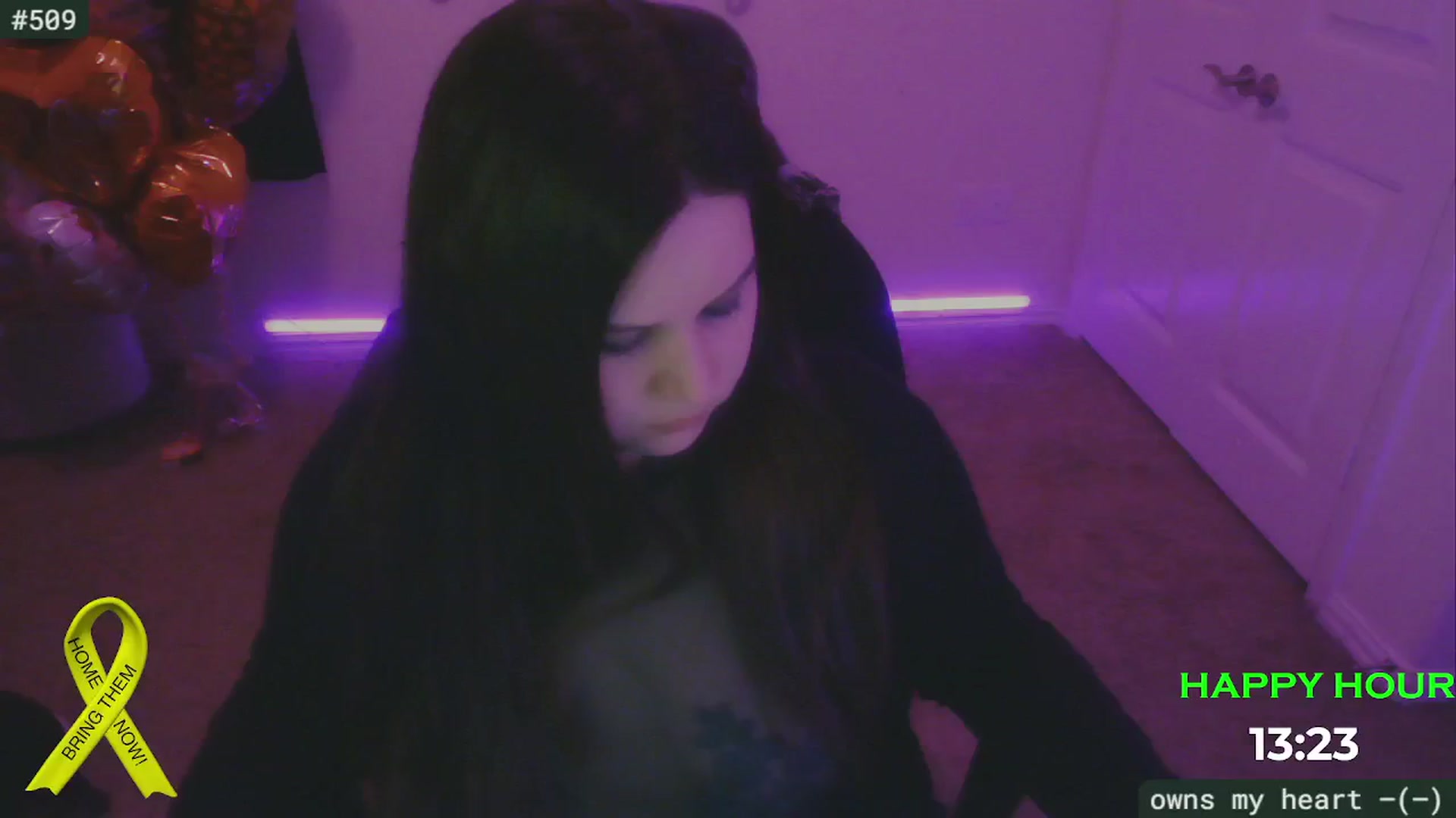 Gallery image thumbnail from SassySarah94's myfreecams stream on, 02/20/2025, 04:21 image 5 of 20