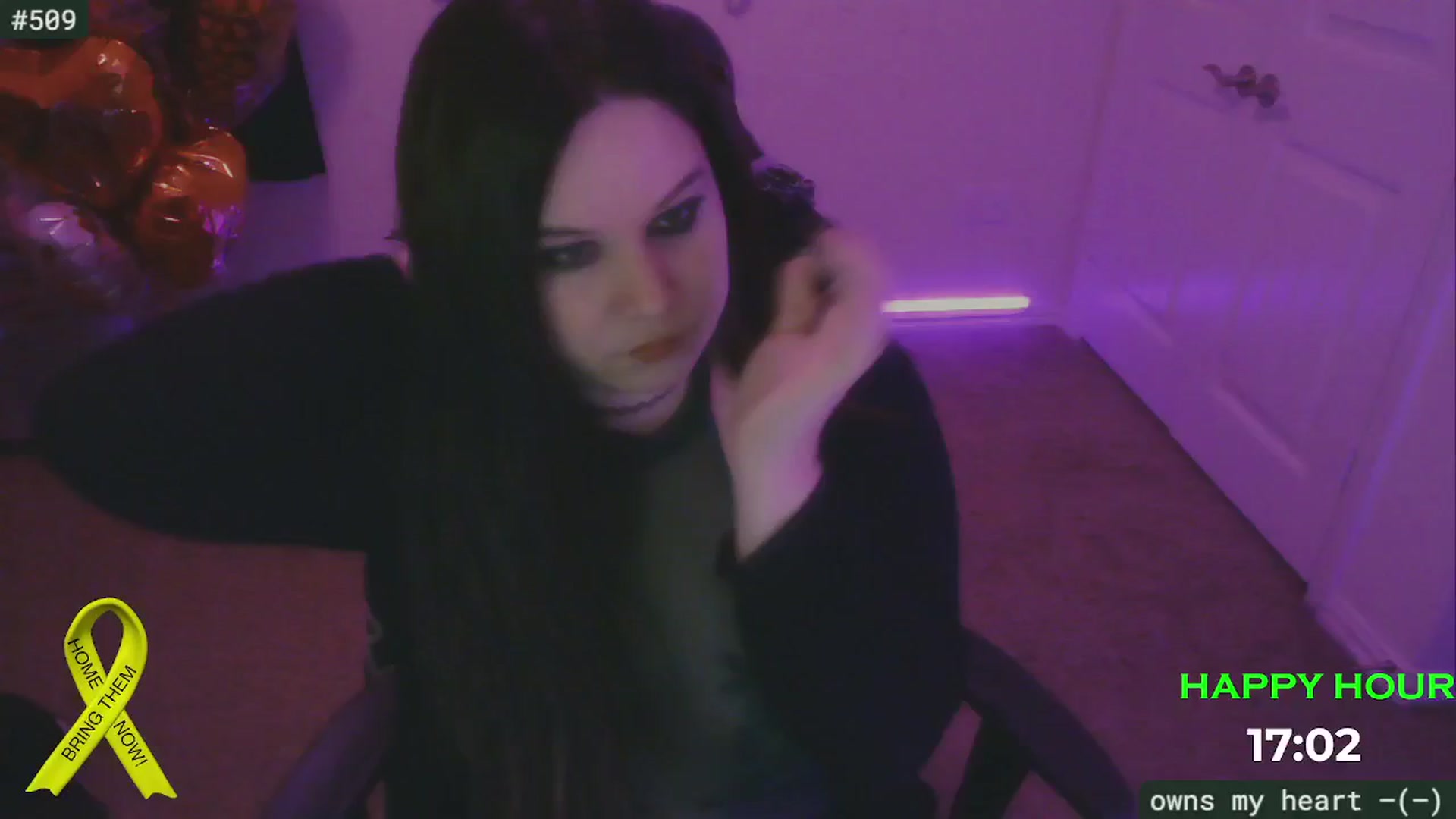 Gallery image thumbnail from SassySarah94's myfreecams stream on, 02/20/2025, 04:21 image 4 of 20