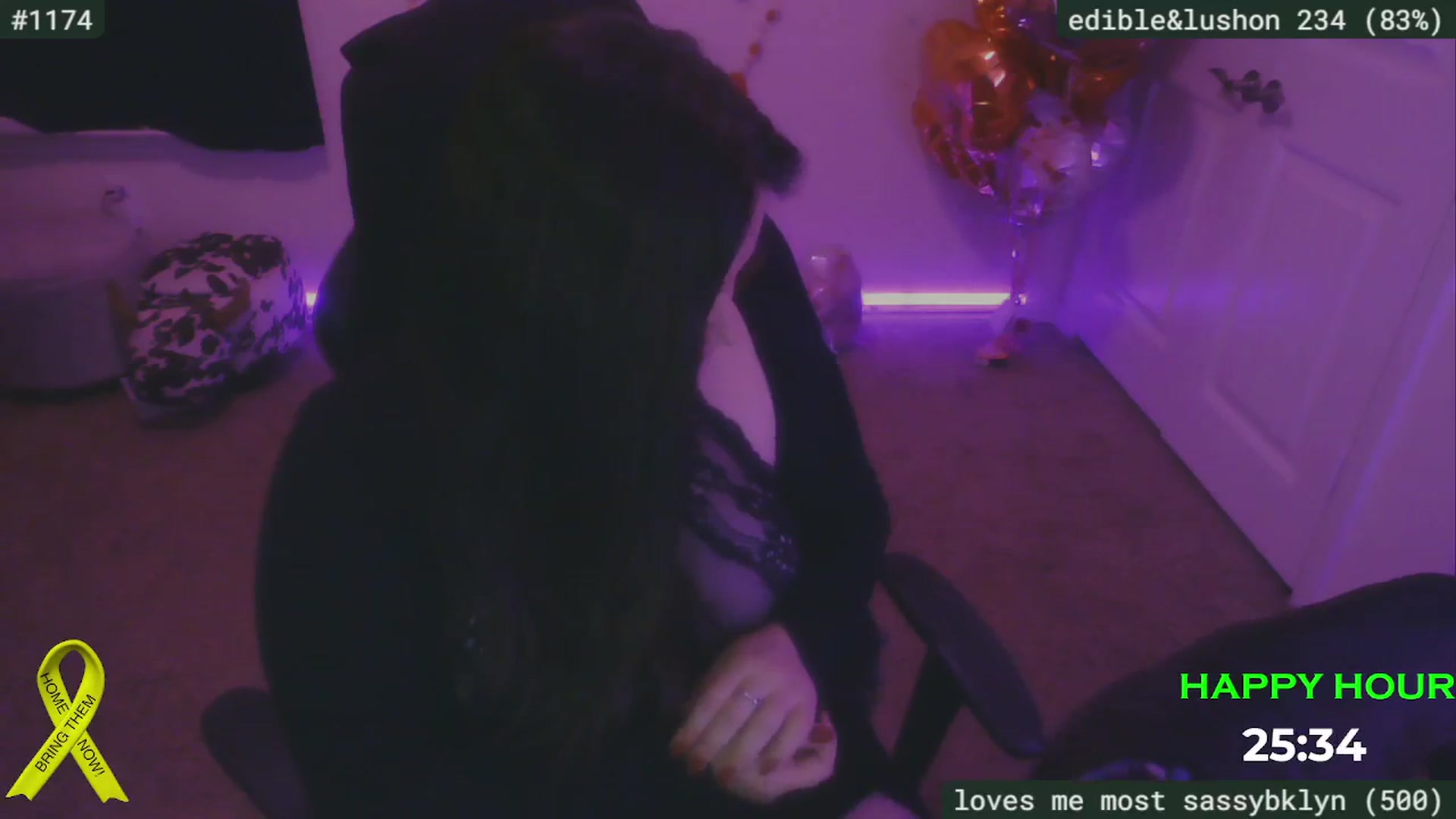 Gallery image thumbnail from SassySarah94's myfreecams stream on, 03/02/2025, 03:26 image 17 of 20