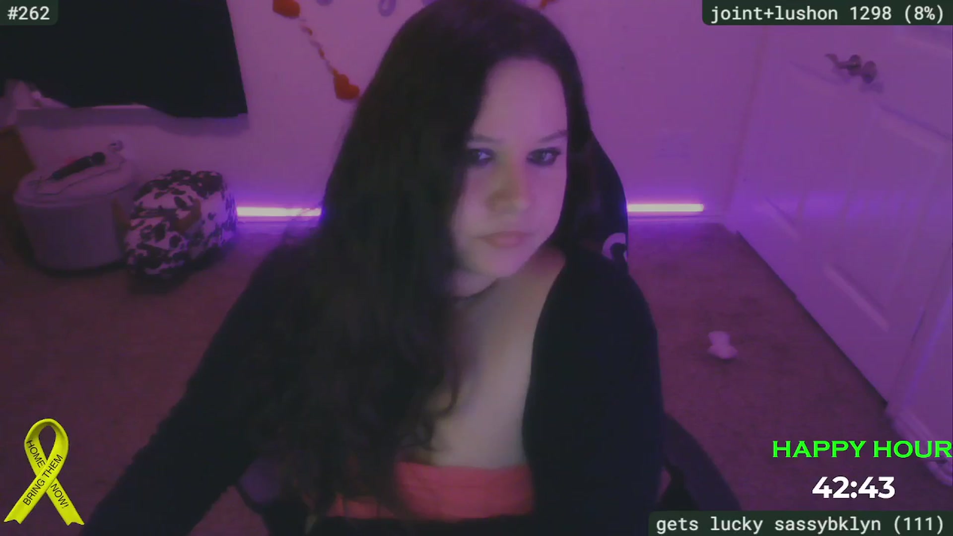 Gallery image thumbnail from SassySarah94's myfreecams stream on, 03/04/2025, 04:56 image 8 of 20