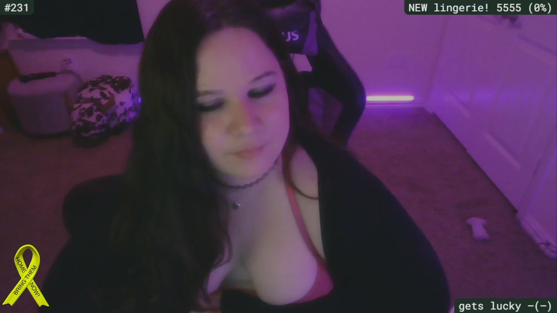 Gallery image thumbnail from SassySarah94's myfreecams stream on, 03/12/2025, 04:16 image 1 of 20