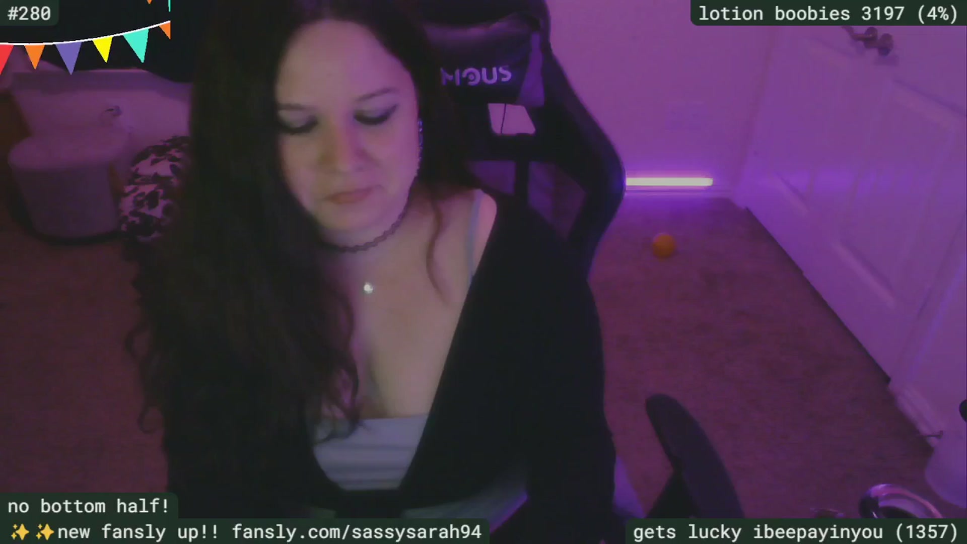 Gallery image thumbnail from SassySarah94's myfreecams stream on, 03/20/2025, 04:23 image 20 of 20