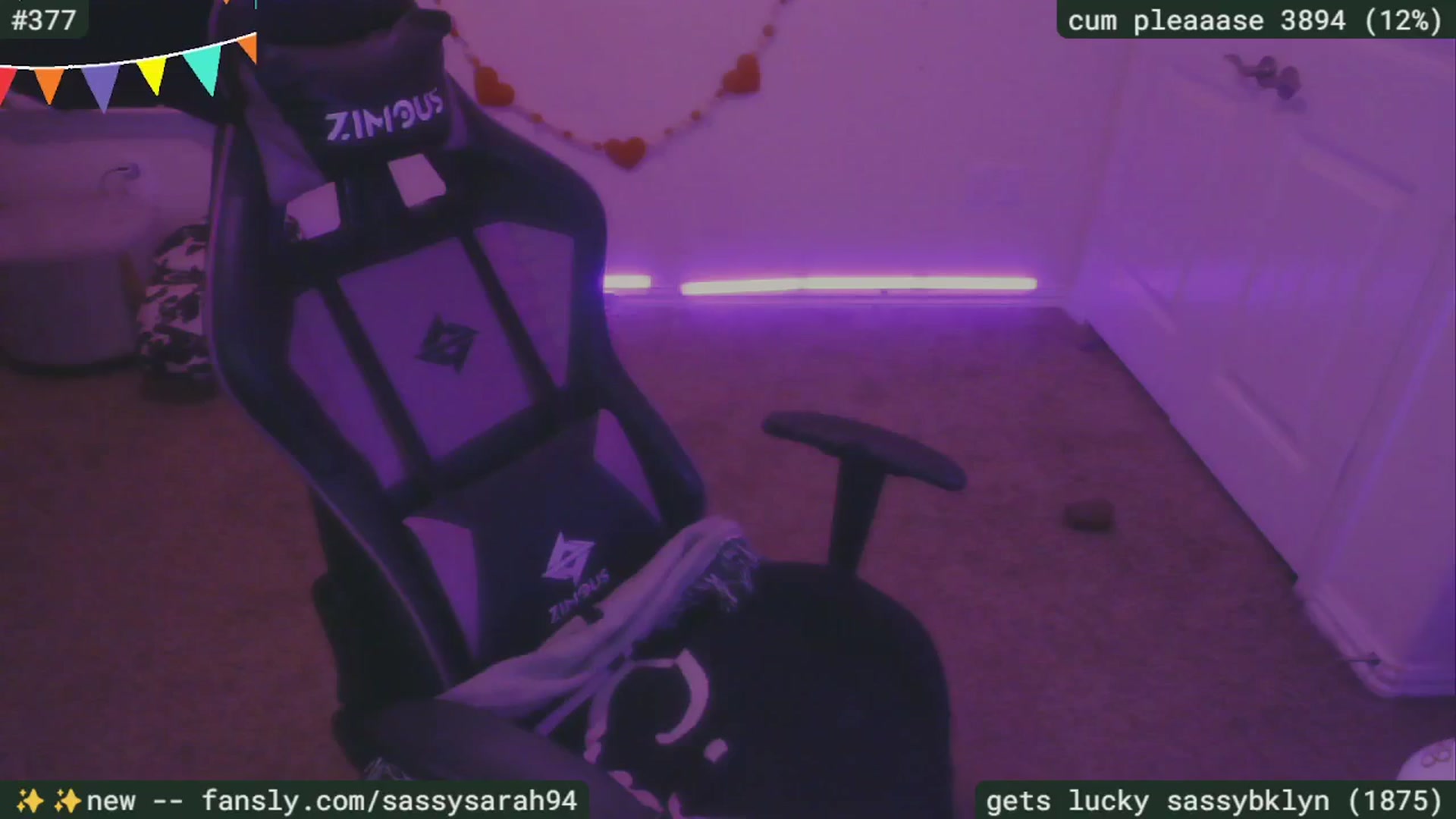 Gallery image thumbnail from SassySarah94's myfreecams stream on, 03/26/2025, 03:06 image 20 of 20